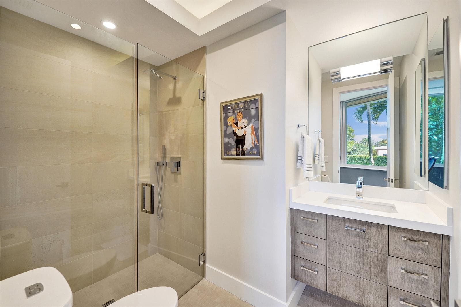2718 NE 17th St