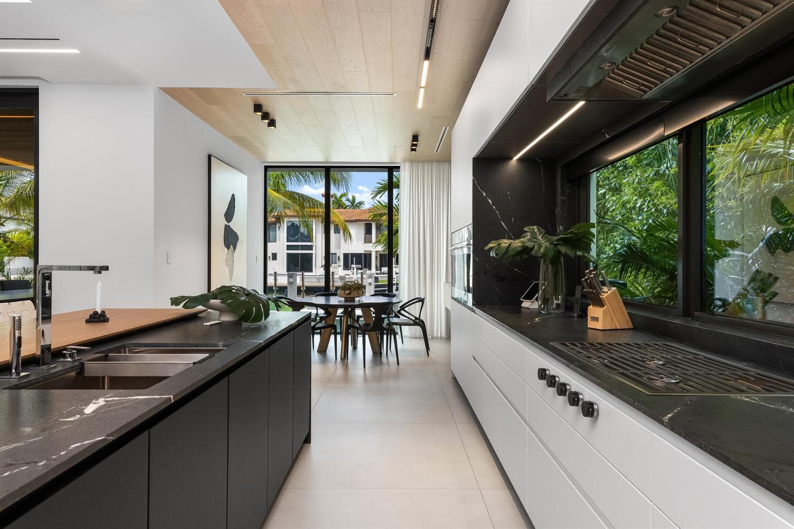 41 Nurmi Dr