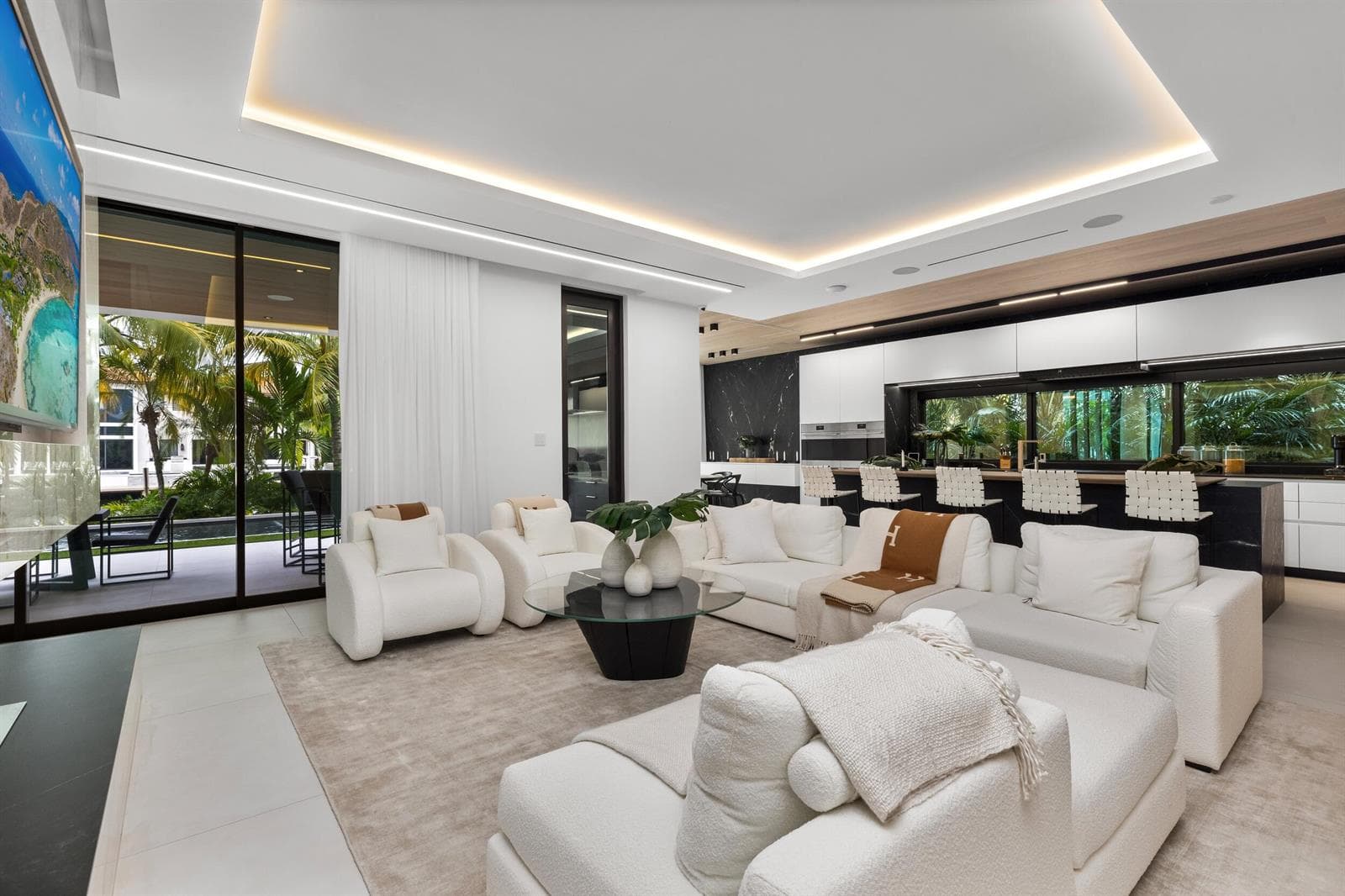 41 Nurmi Dr