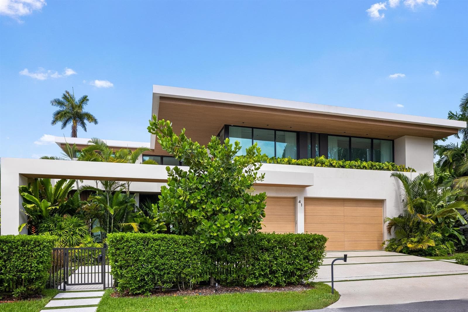 41 Nurmi Dr