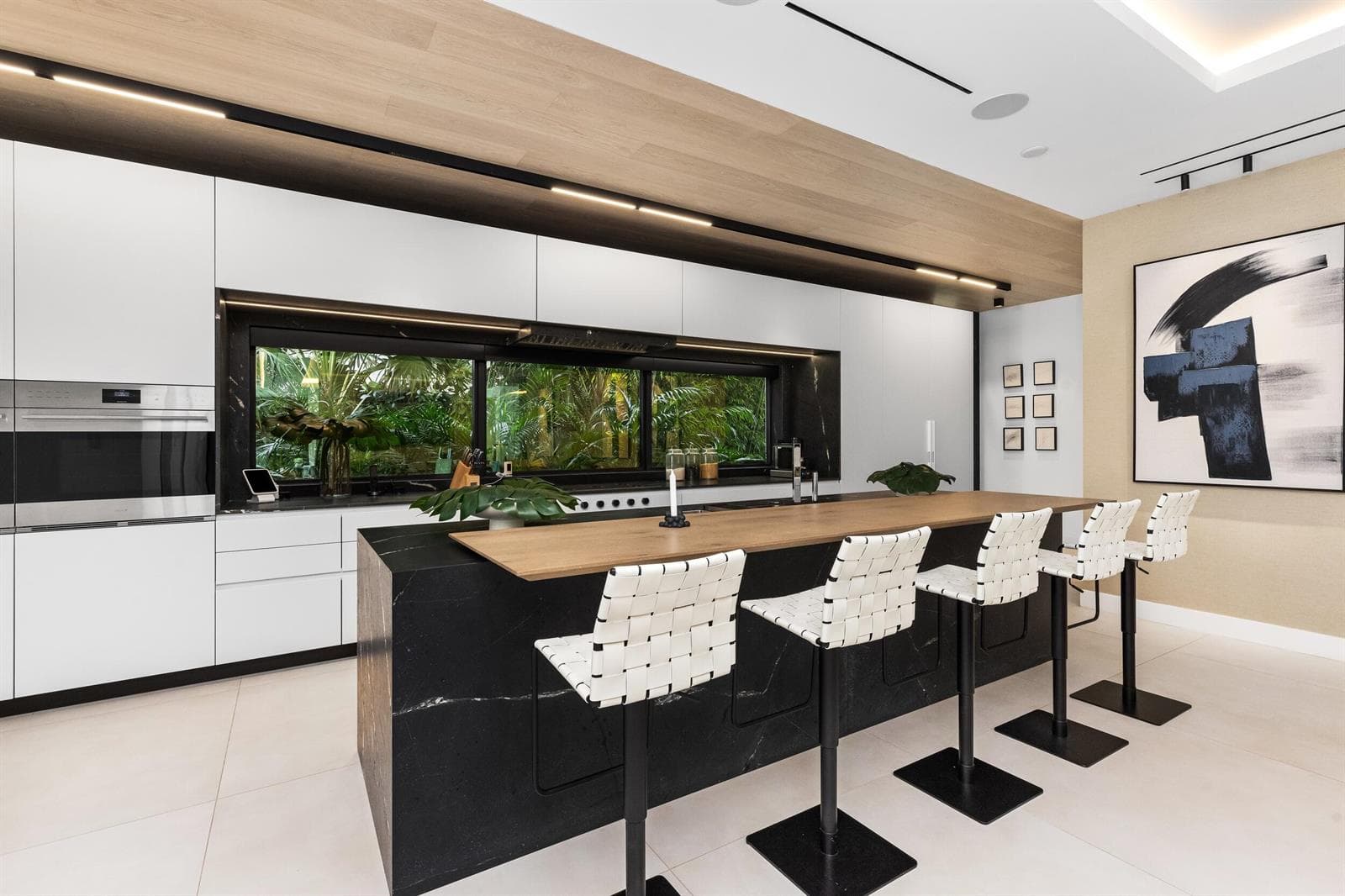 41 Nurmi Dr