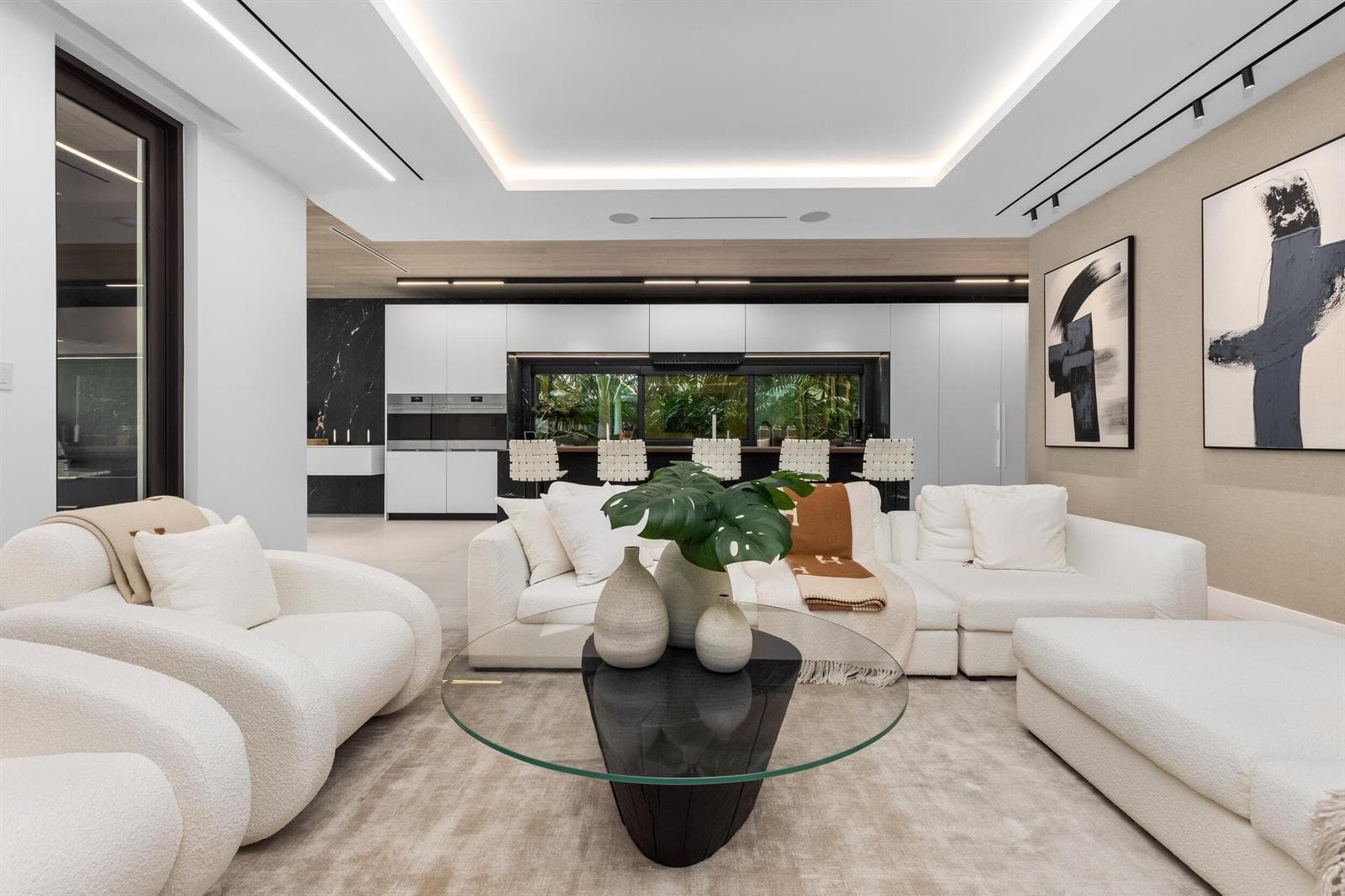 41 Nurmi Dr