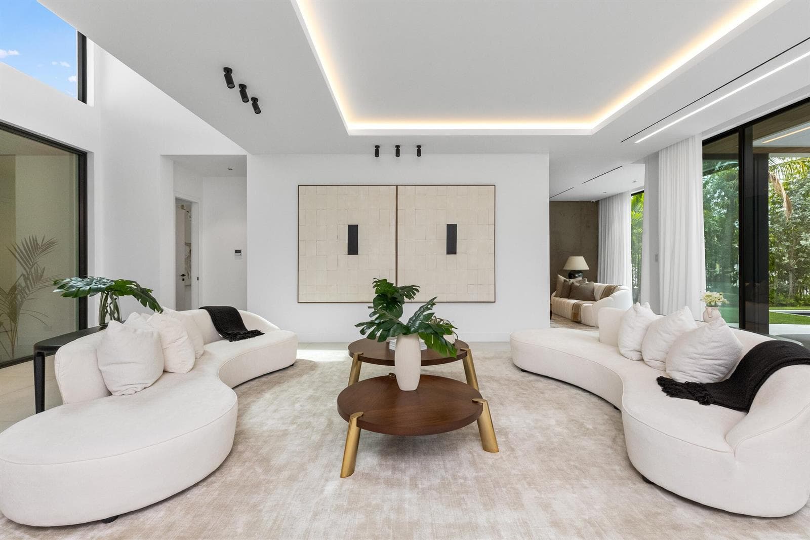 41 Nurmi Dr