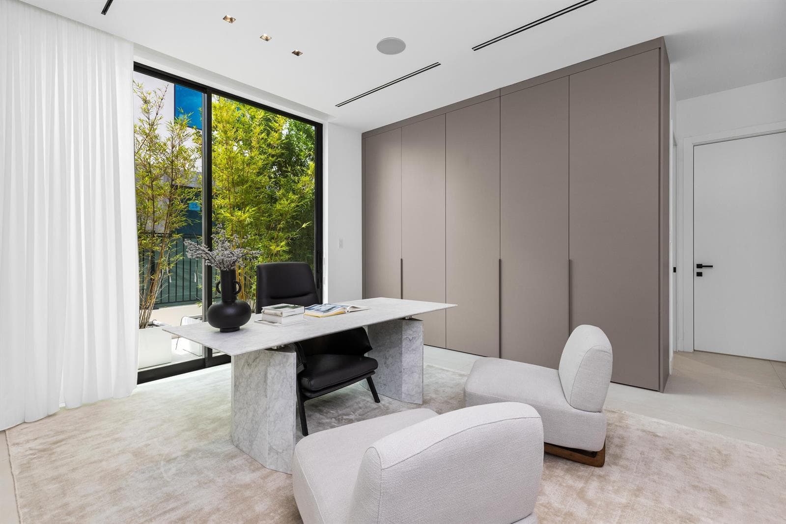 41 Nurmi Dr