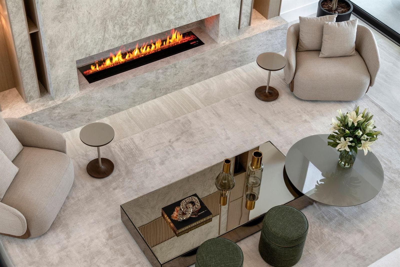 2400 Barcelona Dr