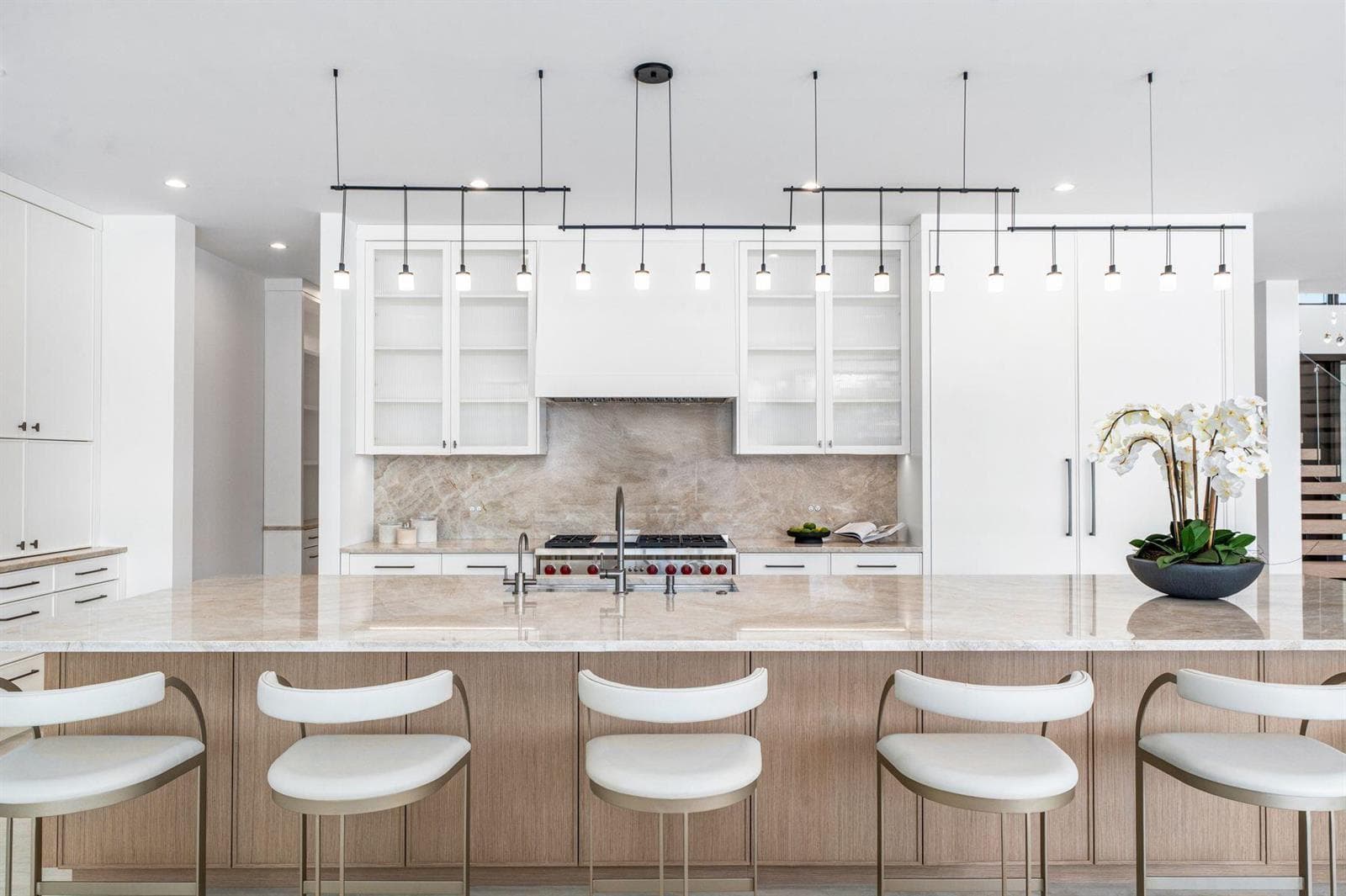 2400 Barcelona Dr