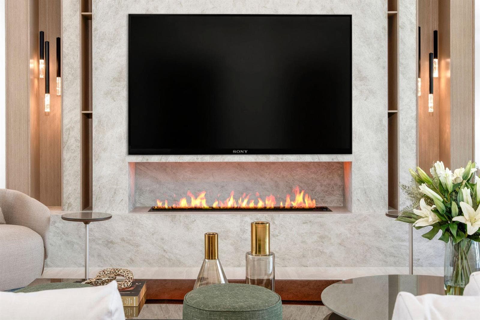 2400 Barcelona Dr
