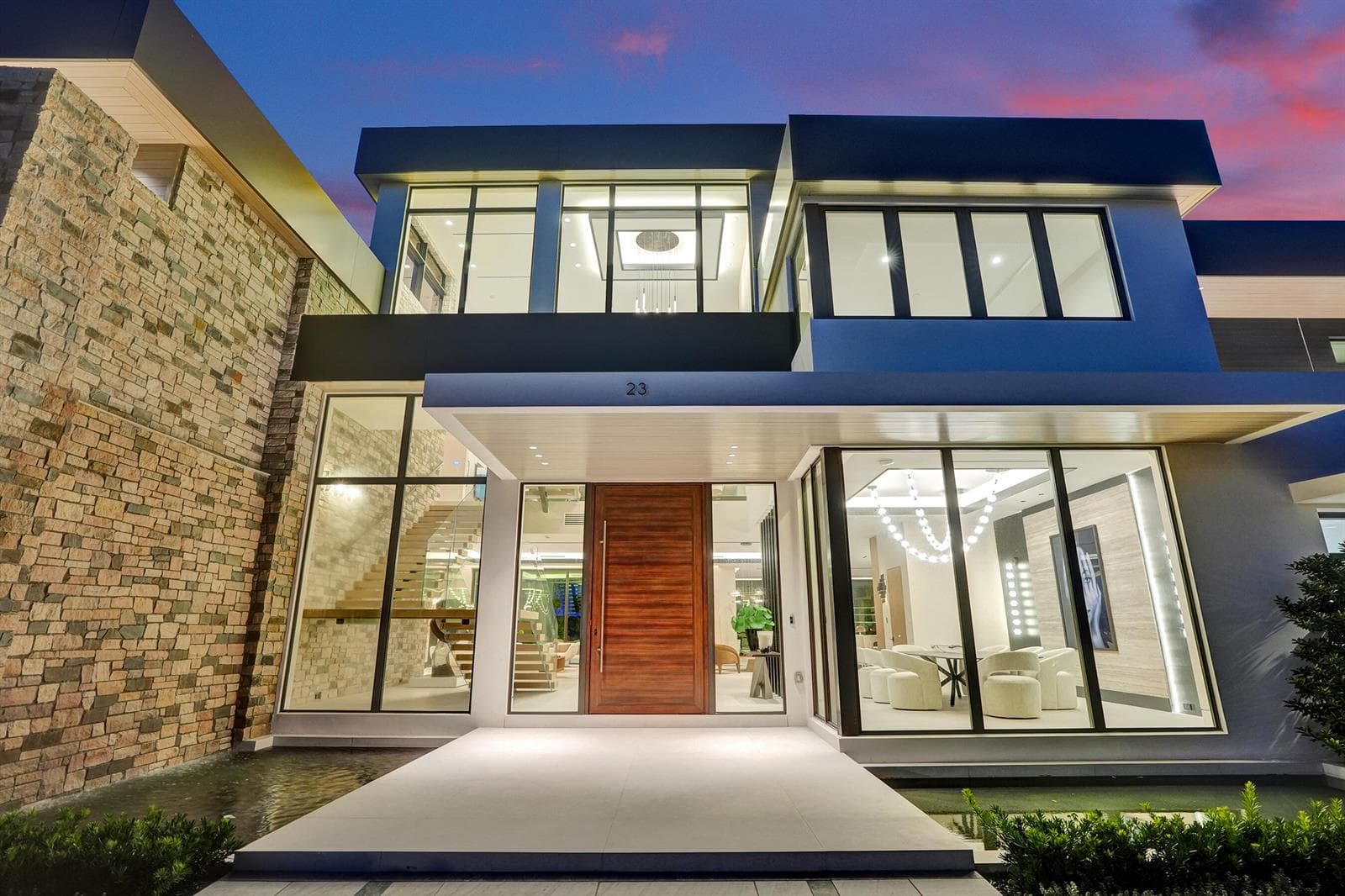 23 Isla Bahia Dr