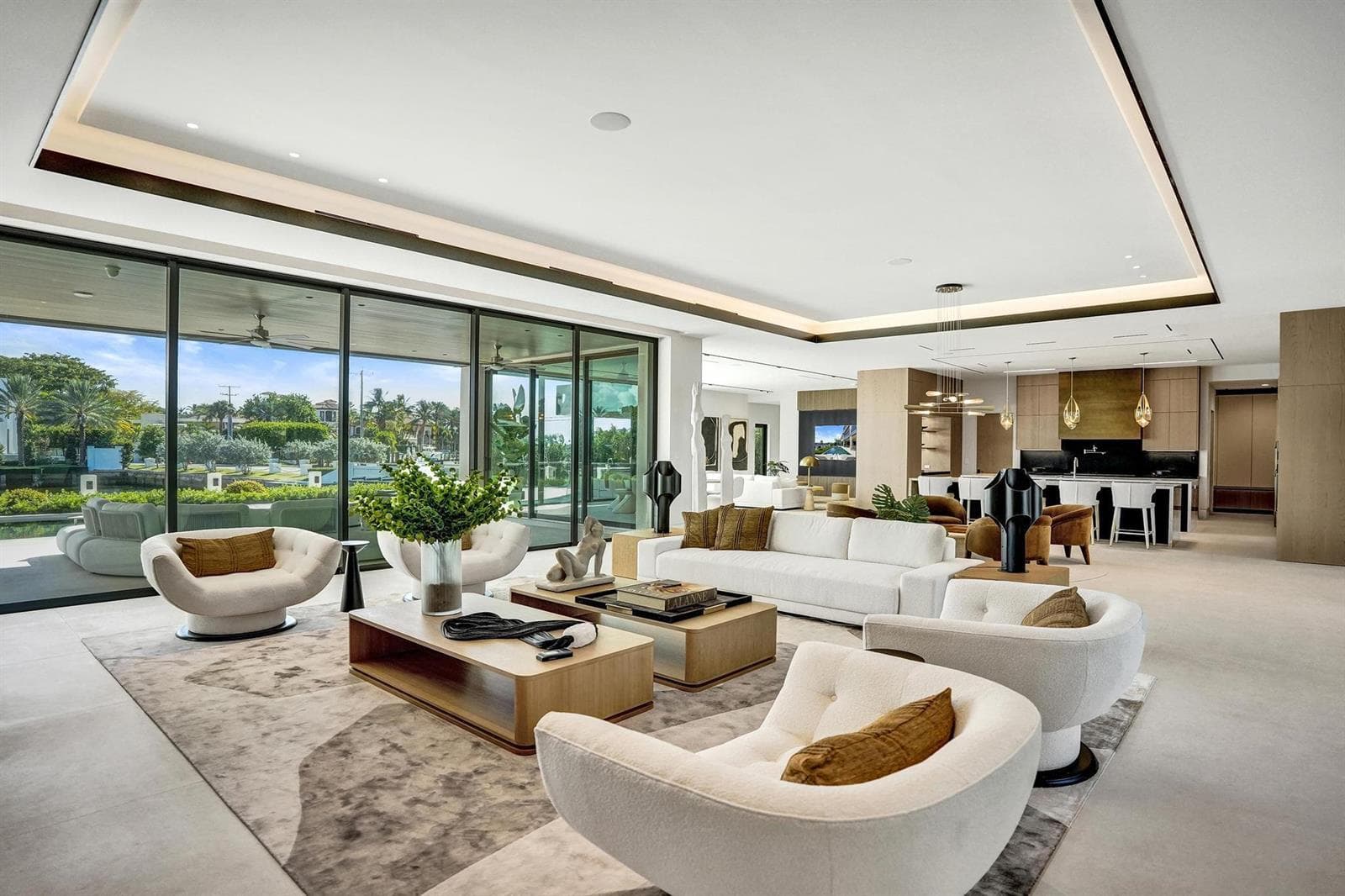 23 Isla Bahia Dr