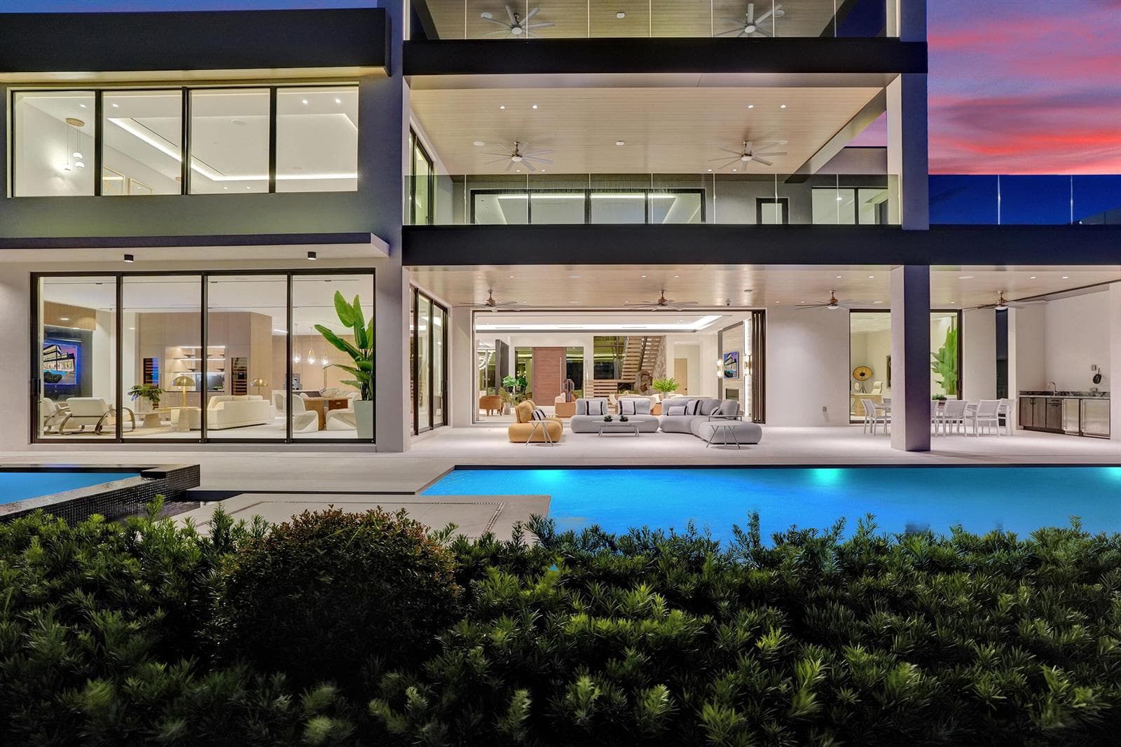 23 Isla Bahia Dr