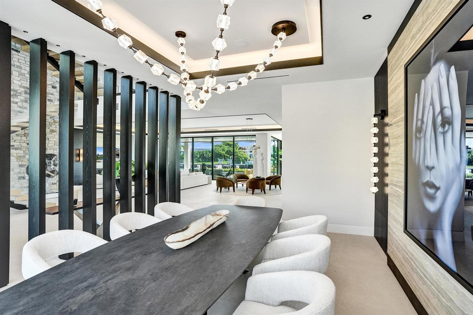 23 Isla Bahia Dr