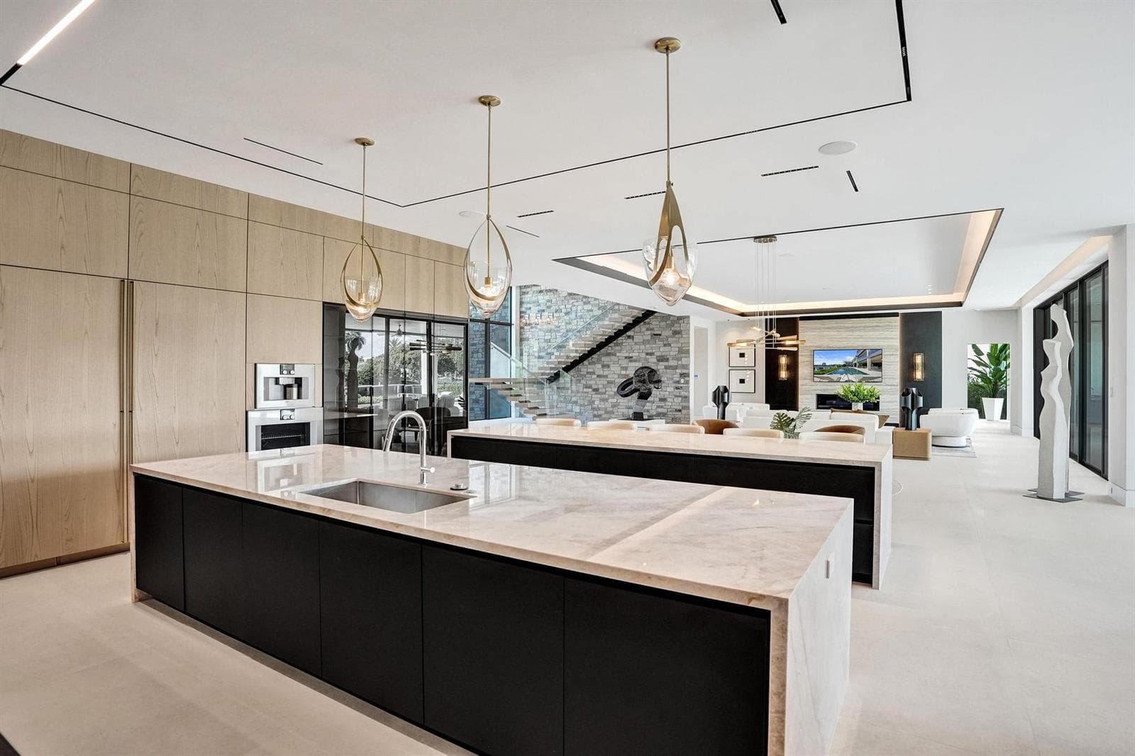 23 Isla Bahia Dr