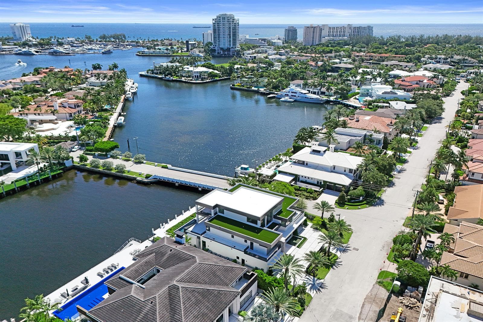 23 Isla Bahia Dr