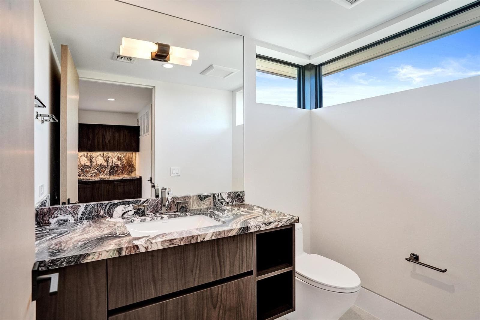 23 Isla Bahia Dr