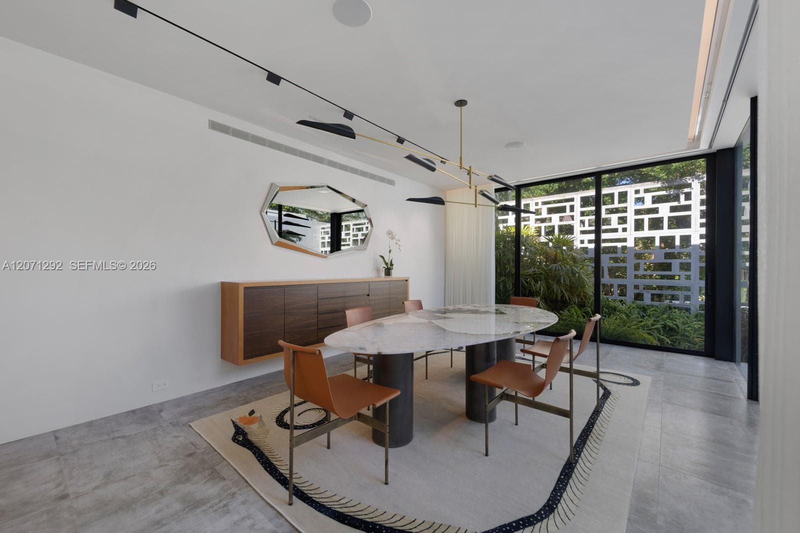 121 Nurmi Dr