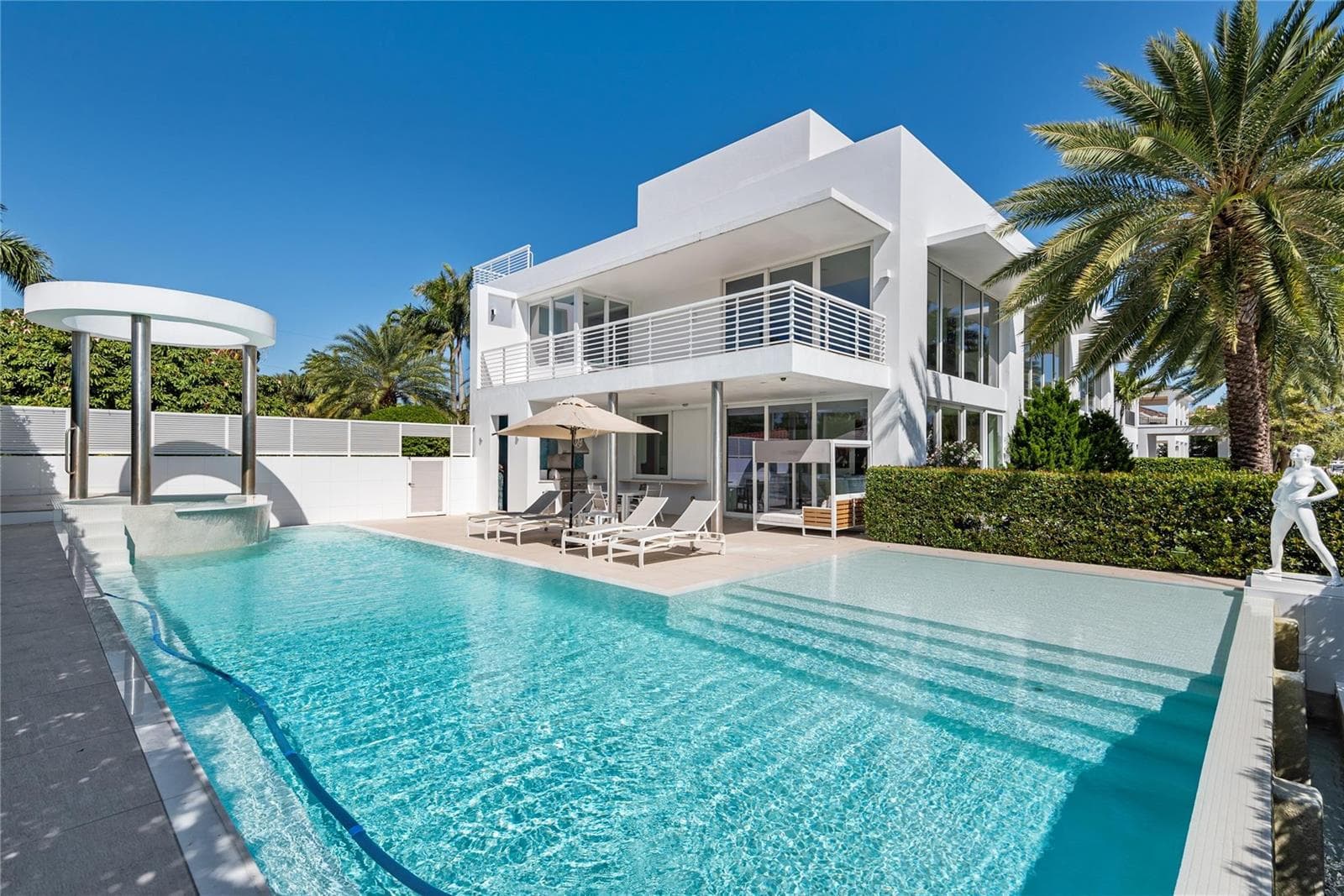 500 Isle of Capri Dr
