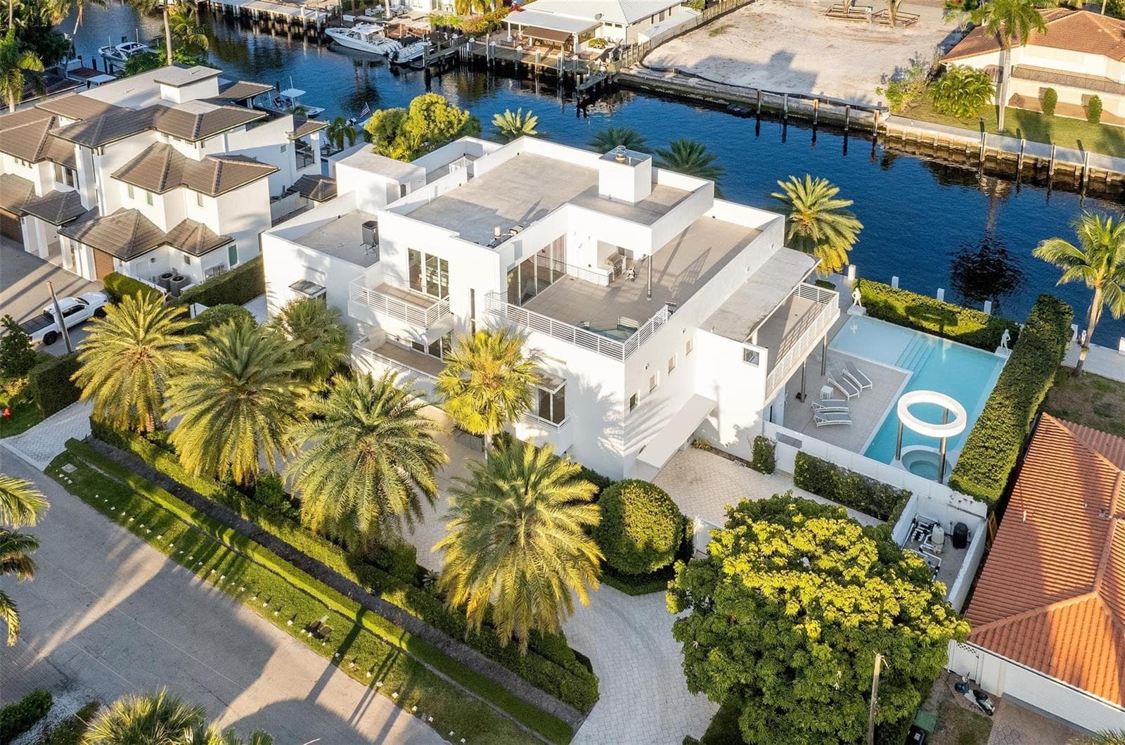 500 Isle of Capri Dr