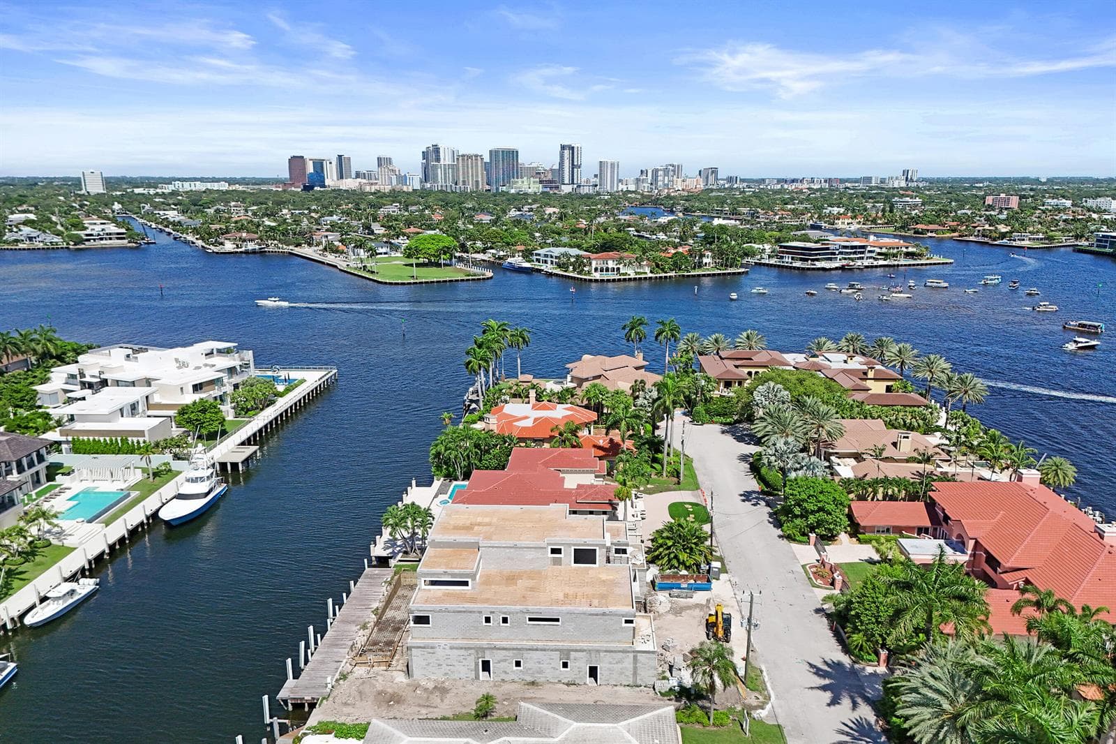 8 Isla Bahia Dr