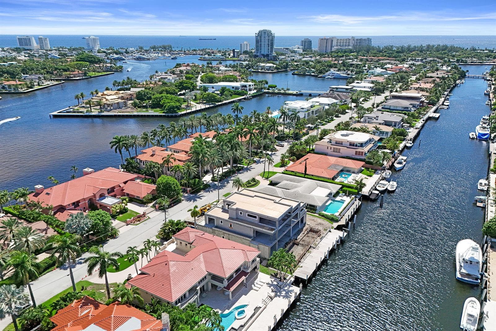 8 Isla Bahia Dr