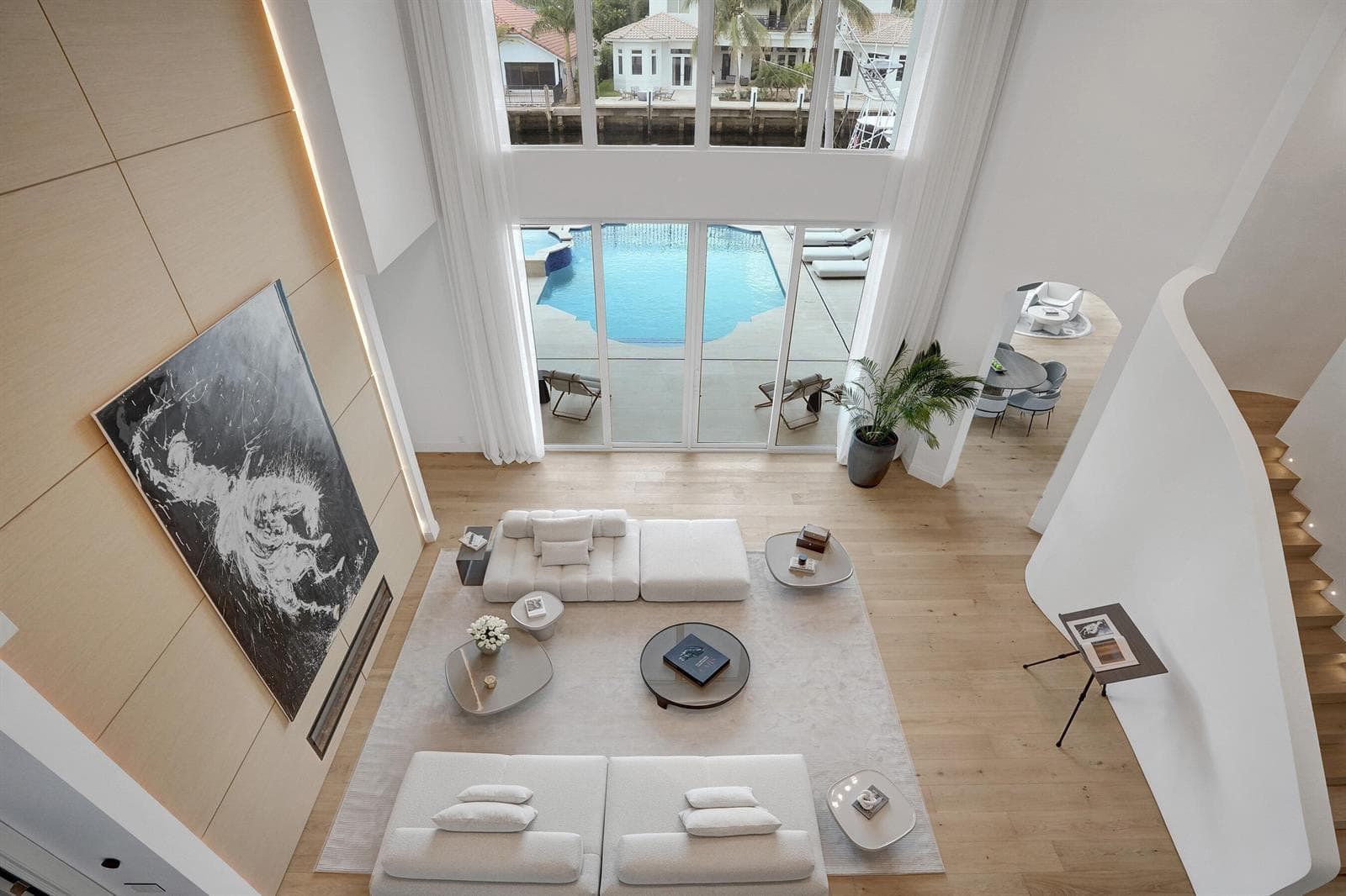 30 S Compass Dr
