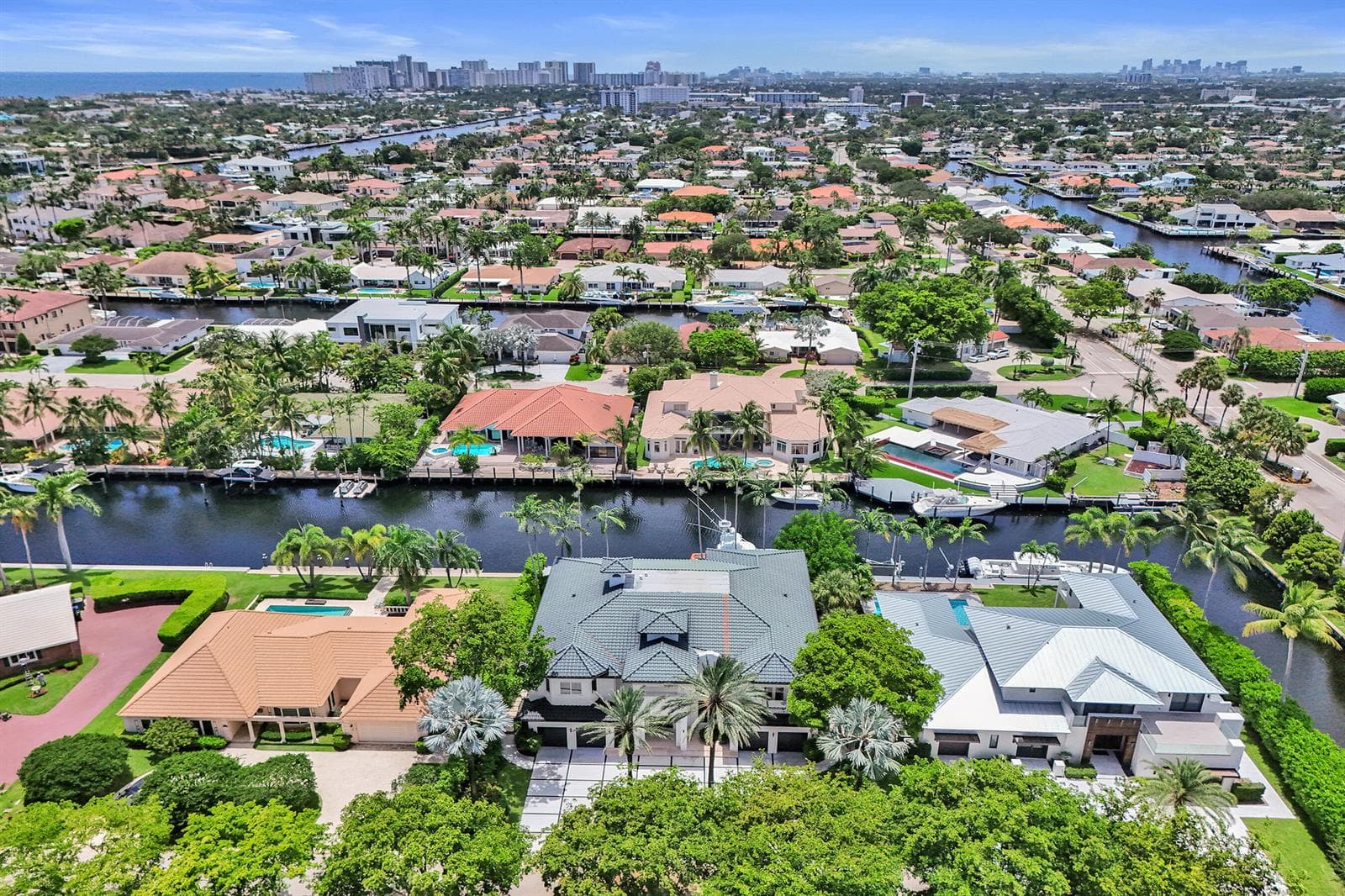 30 S Compass Dr