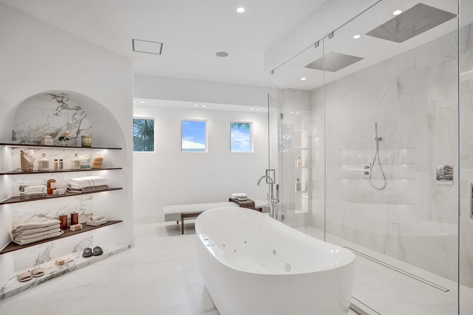 30 S Compass Dr