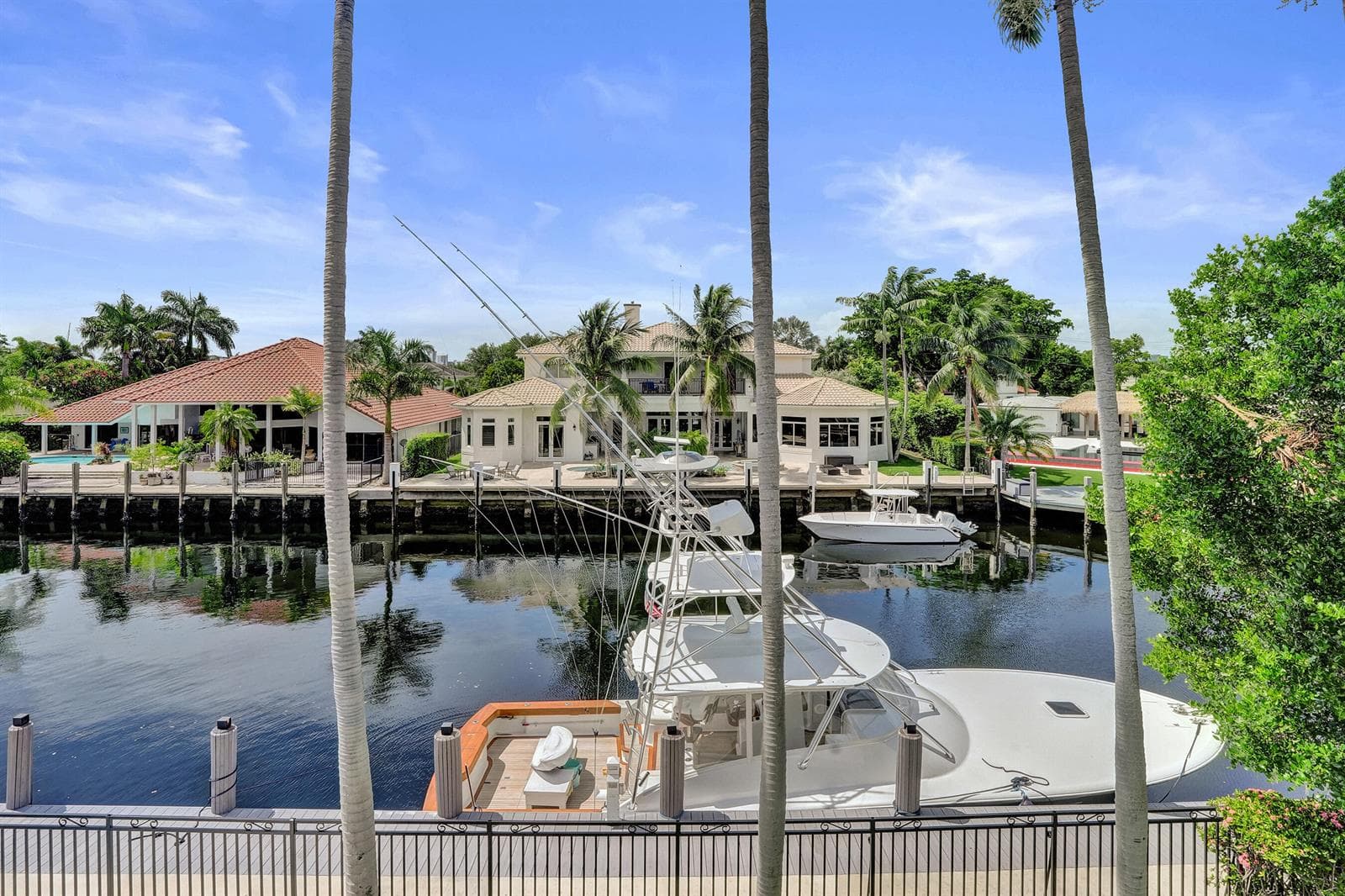 30 S Compass Dr