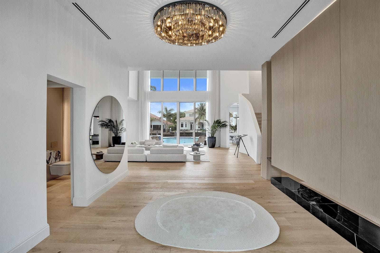 30 S Compass Dr