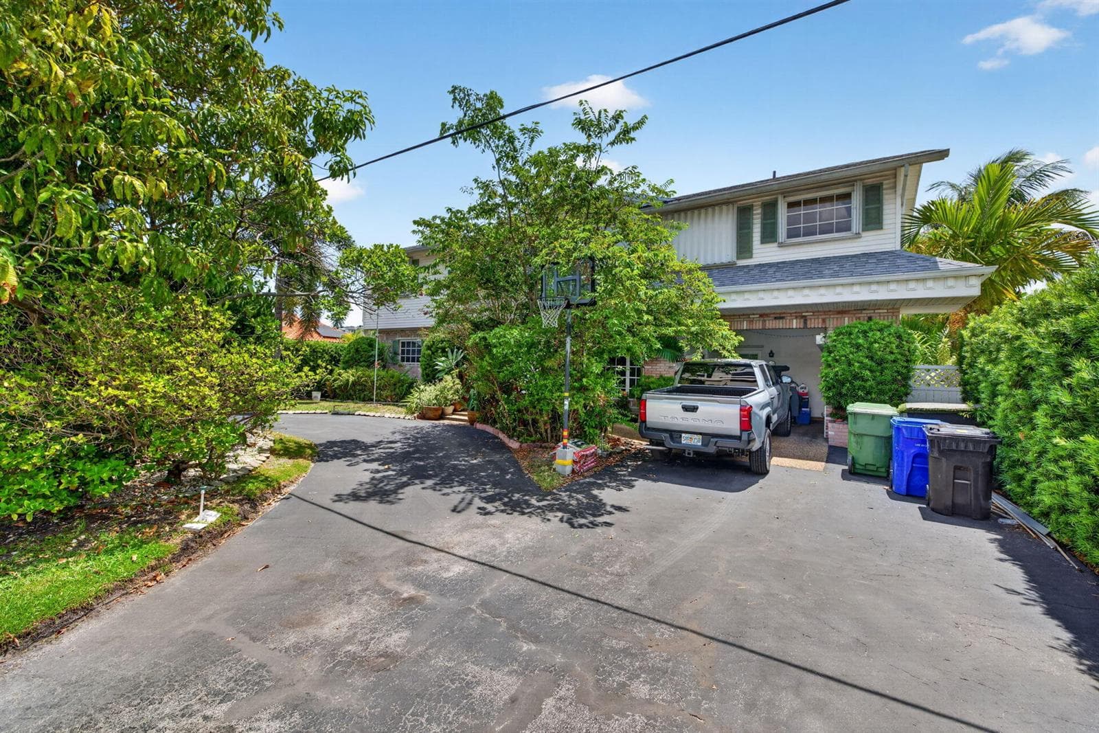 1636 SE 14th St