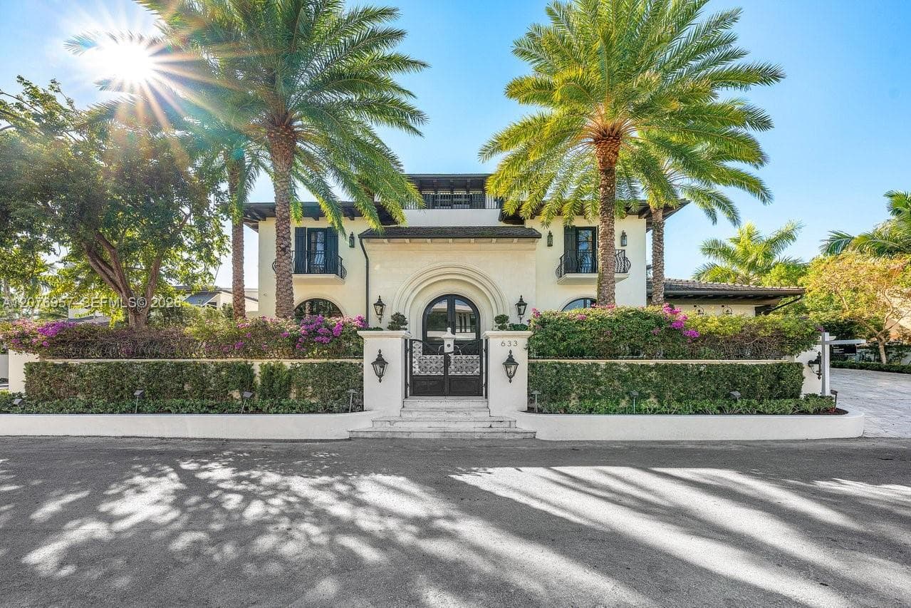 633 Isle of Palms Dr