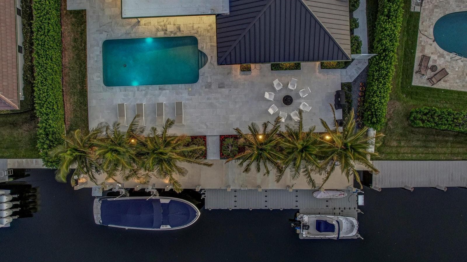 41 S Compass Dr
