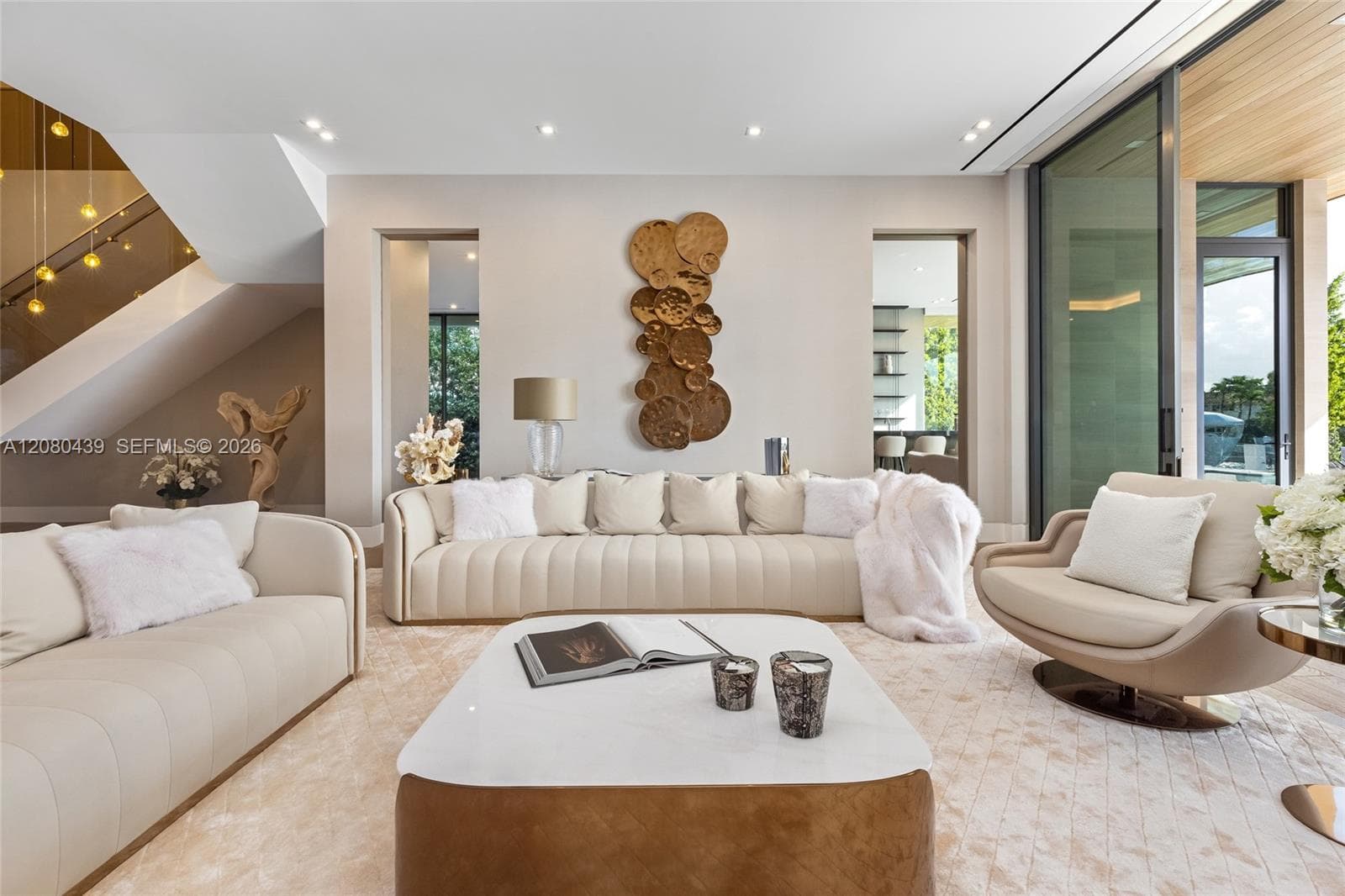 2560 Del Lago Dr