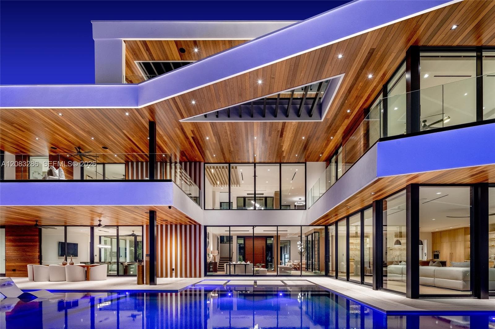 1619 SE 7th St