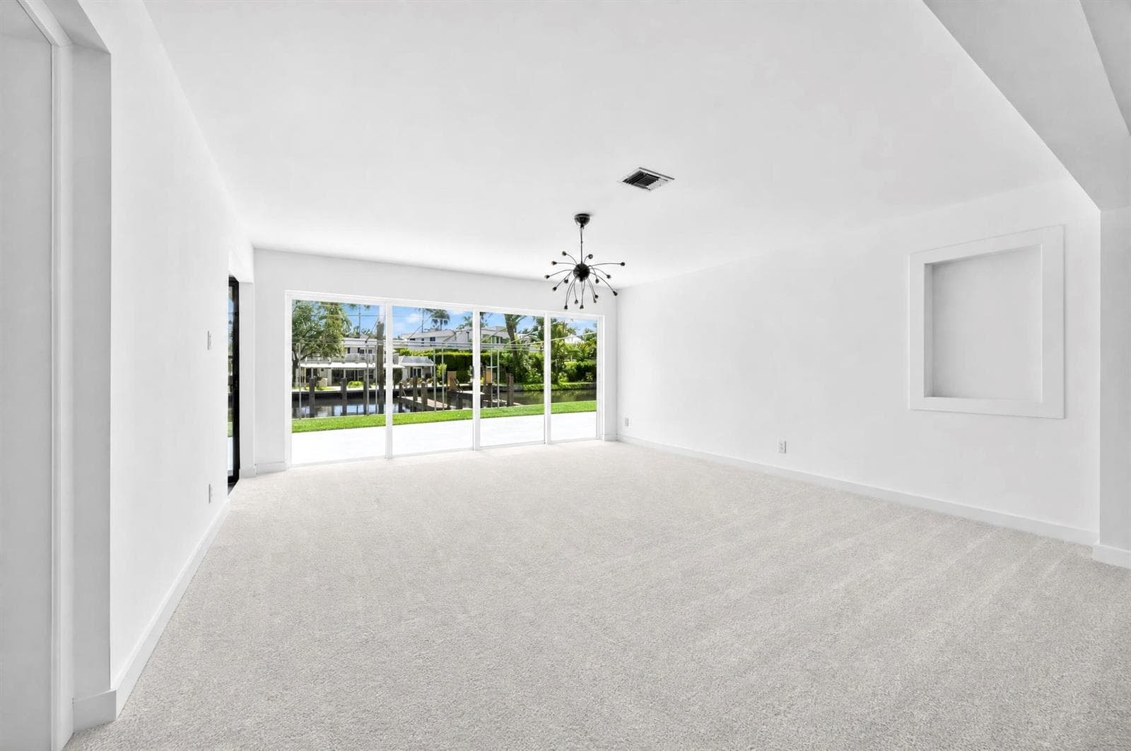 420 Lido Dr