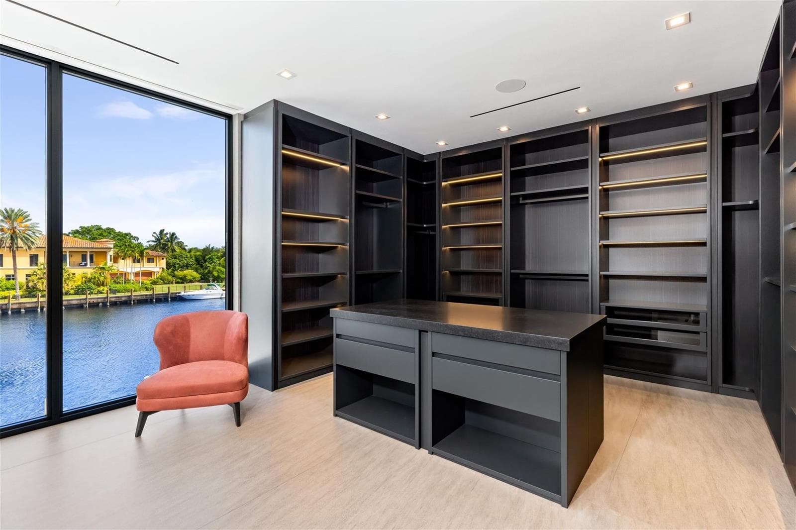 68 Isla Bahia Dr