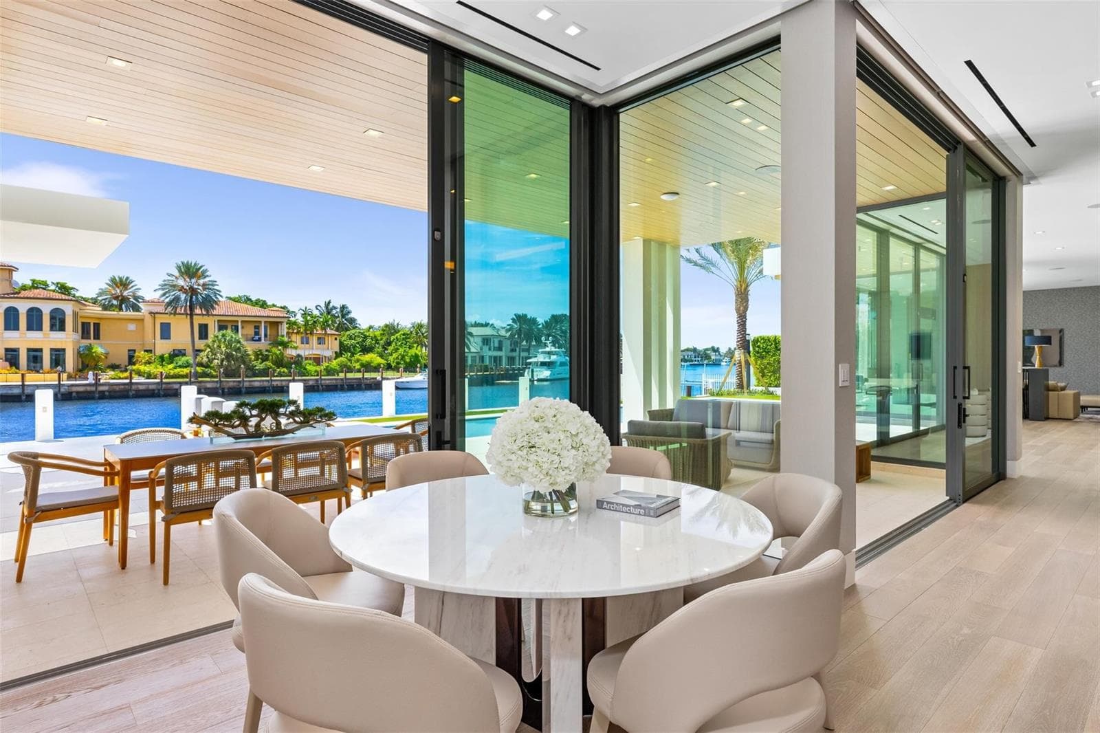 68 Isla Bahia Dr