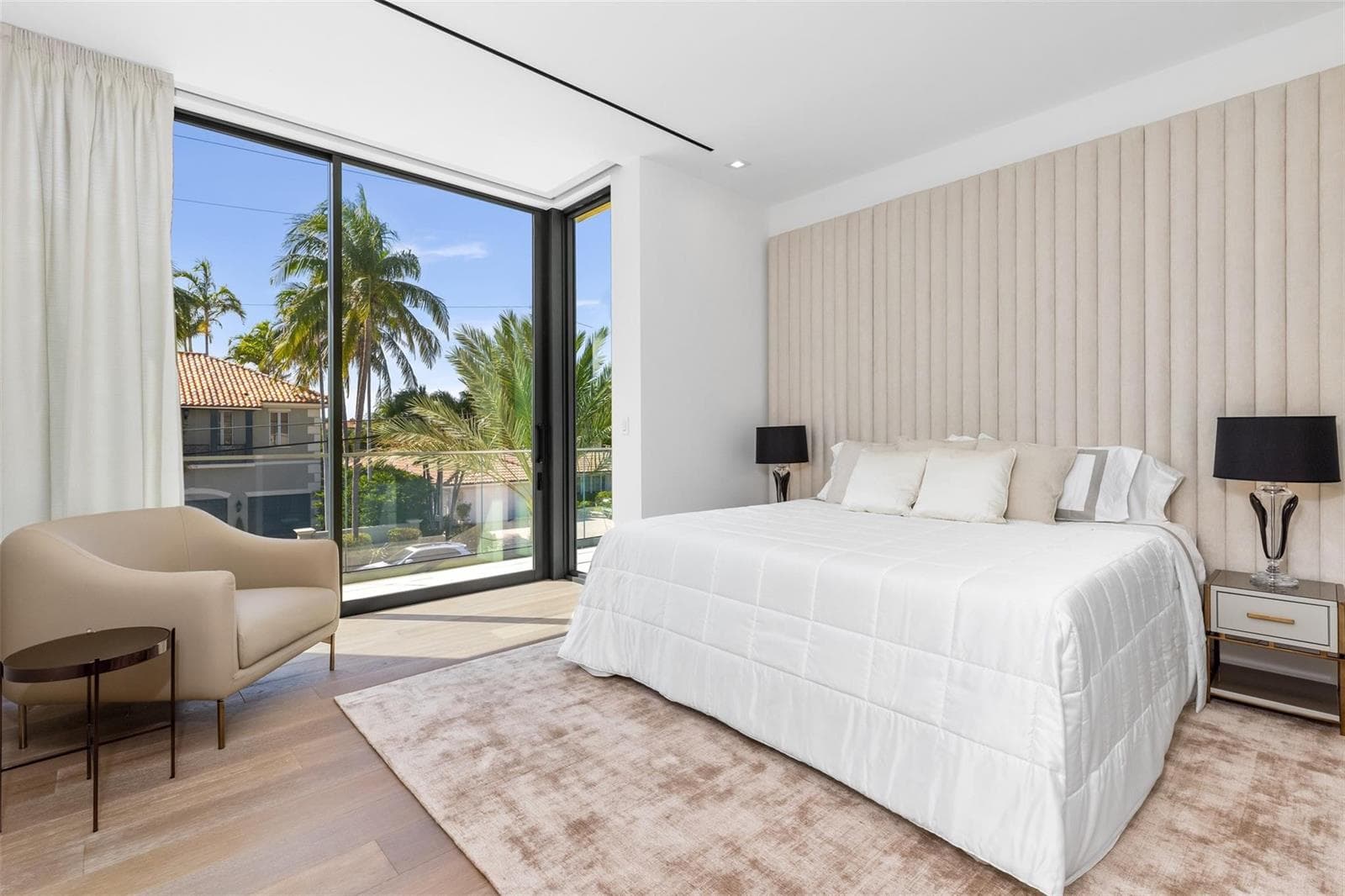 68 Isla Bahia Dr