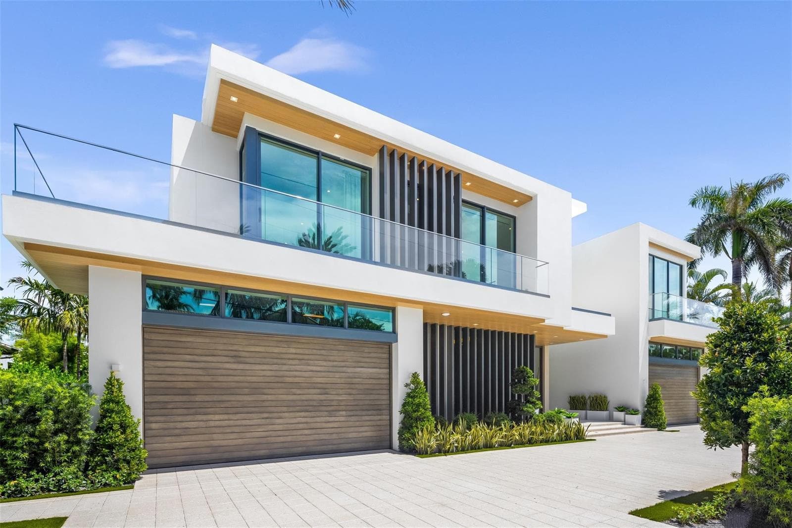 68 Isla Bahia Dr