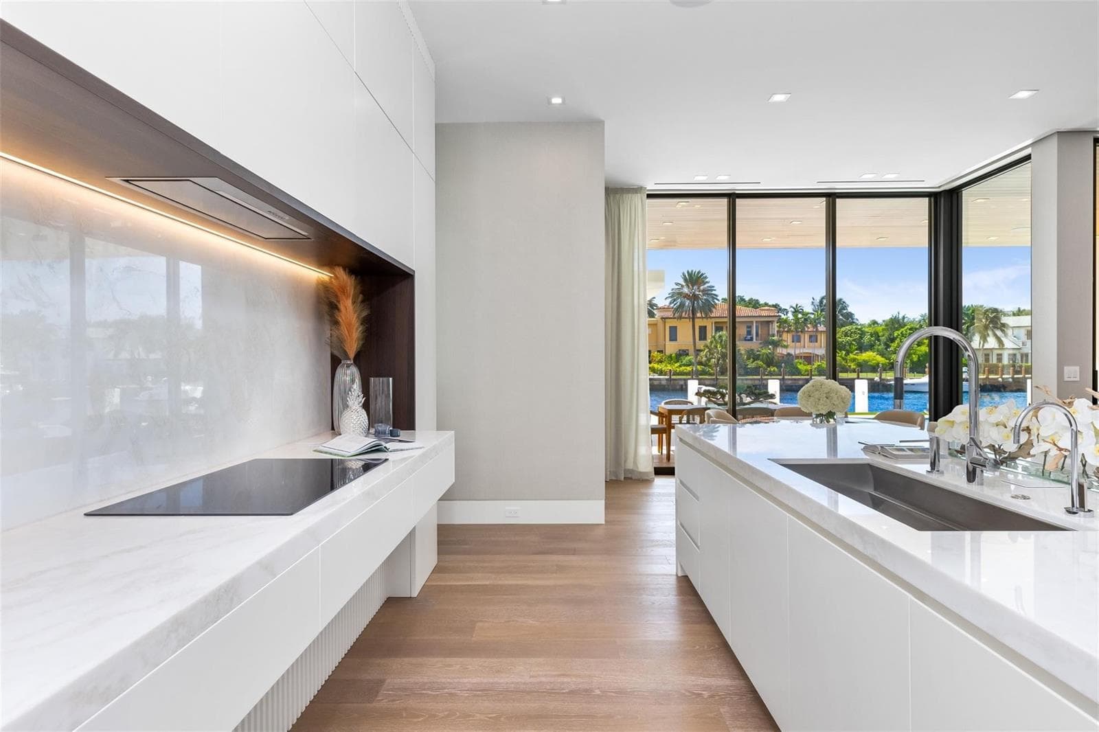68 Isla Bahia Dr