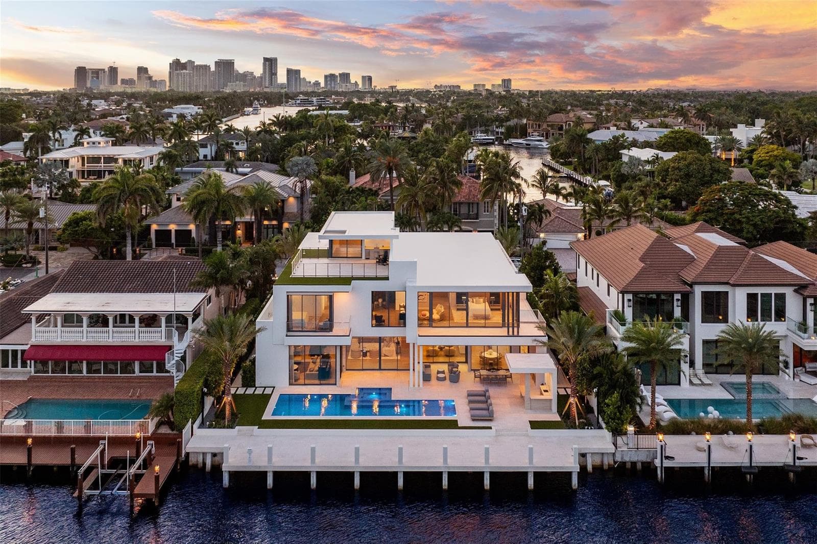 68 Isla Bahia Dr