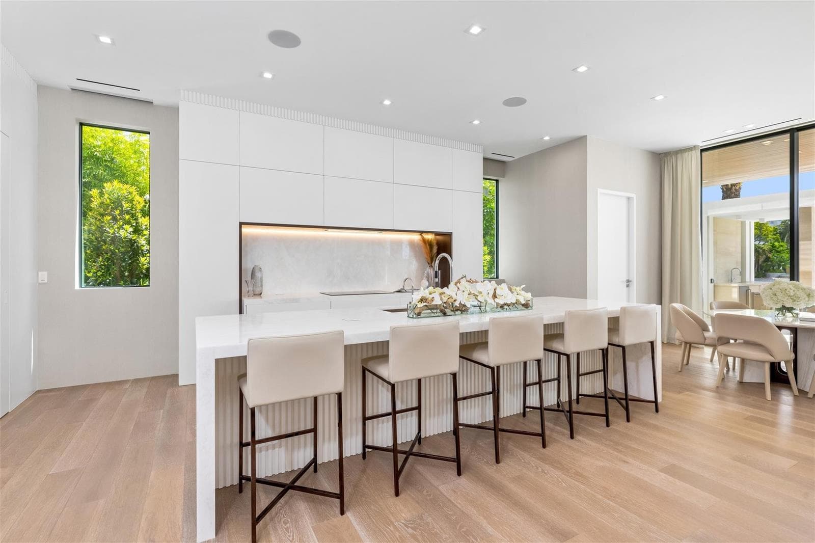68 Isla Bahia Dr