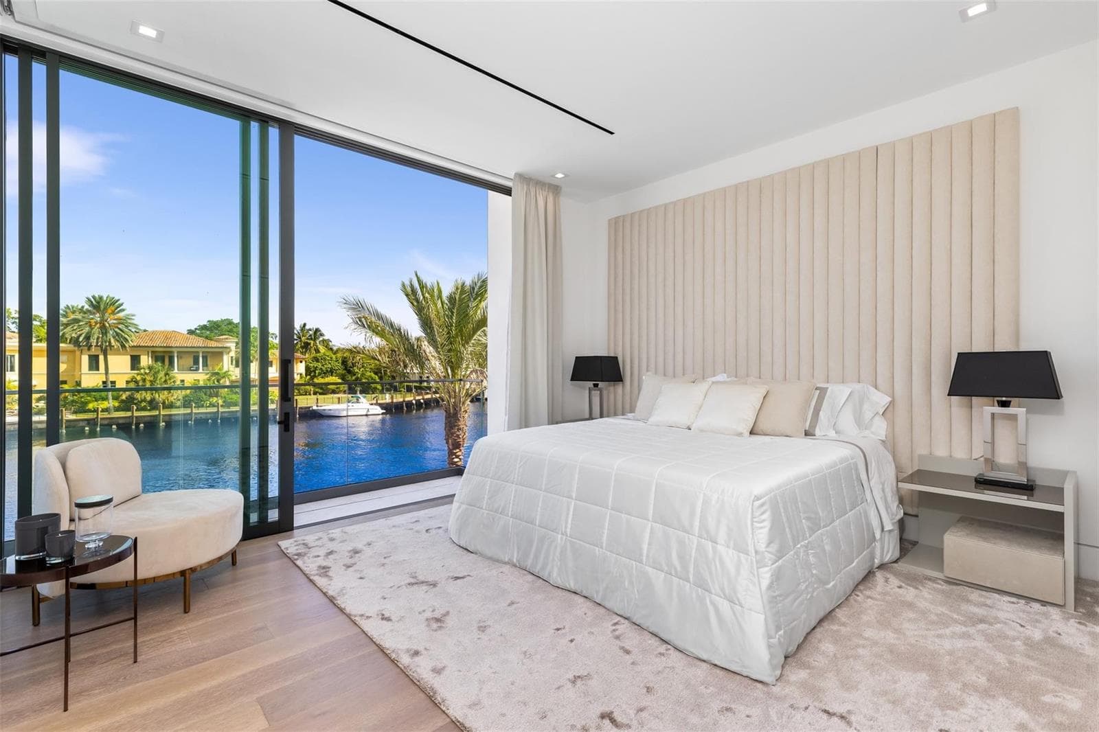 68 Isla Bahia Dr