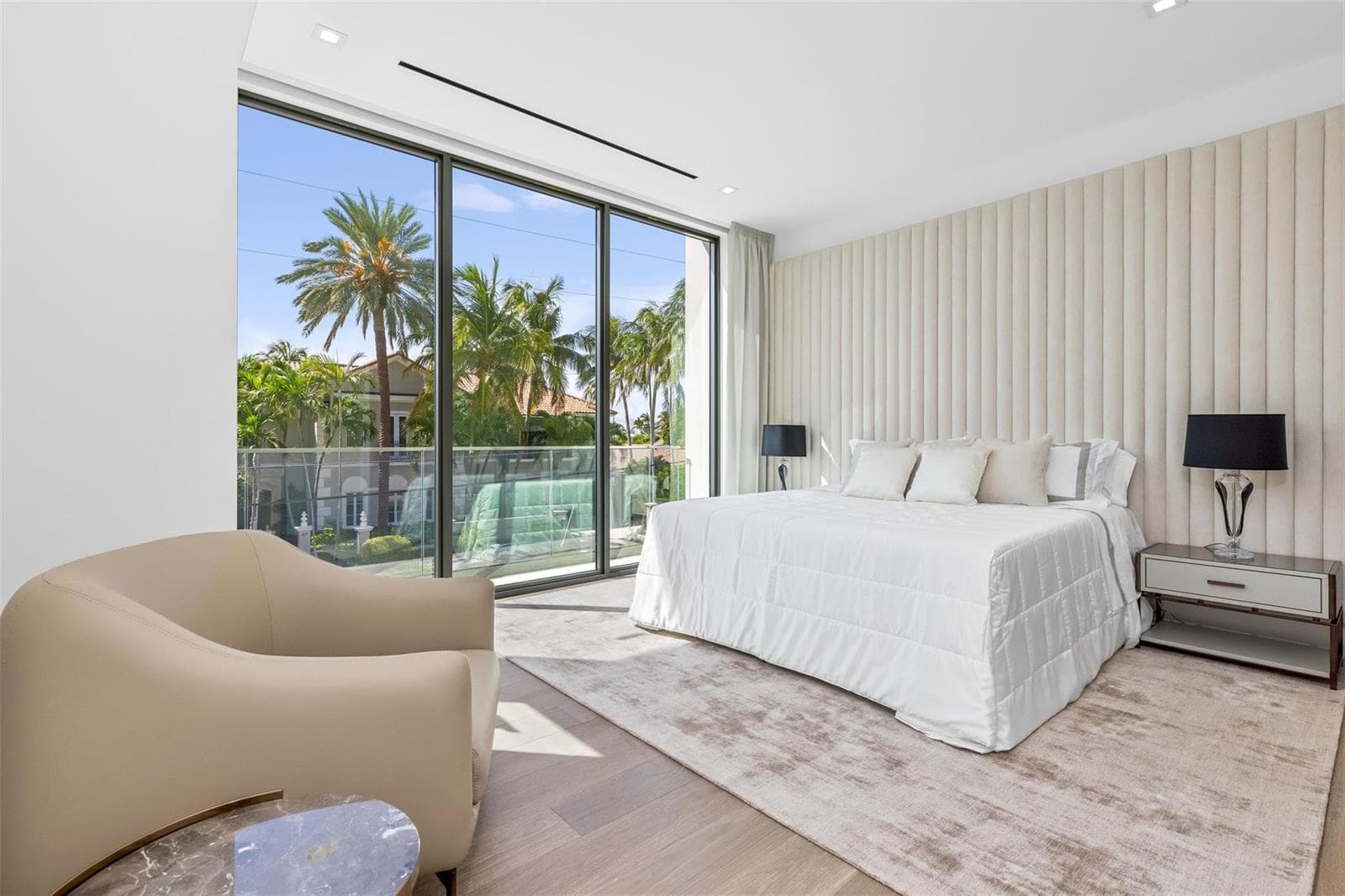 68 Isla Bahia Dr