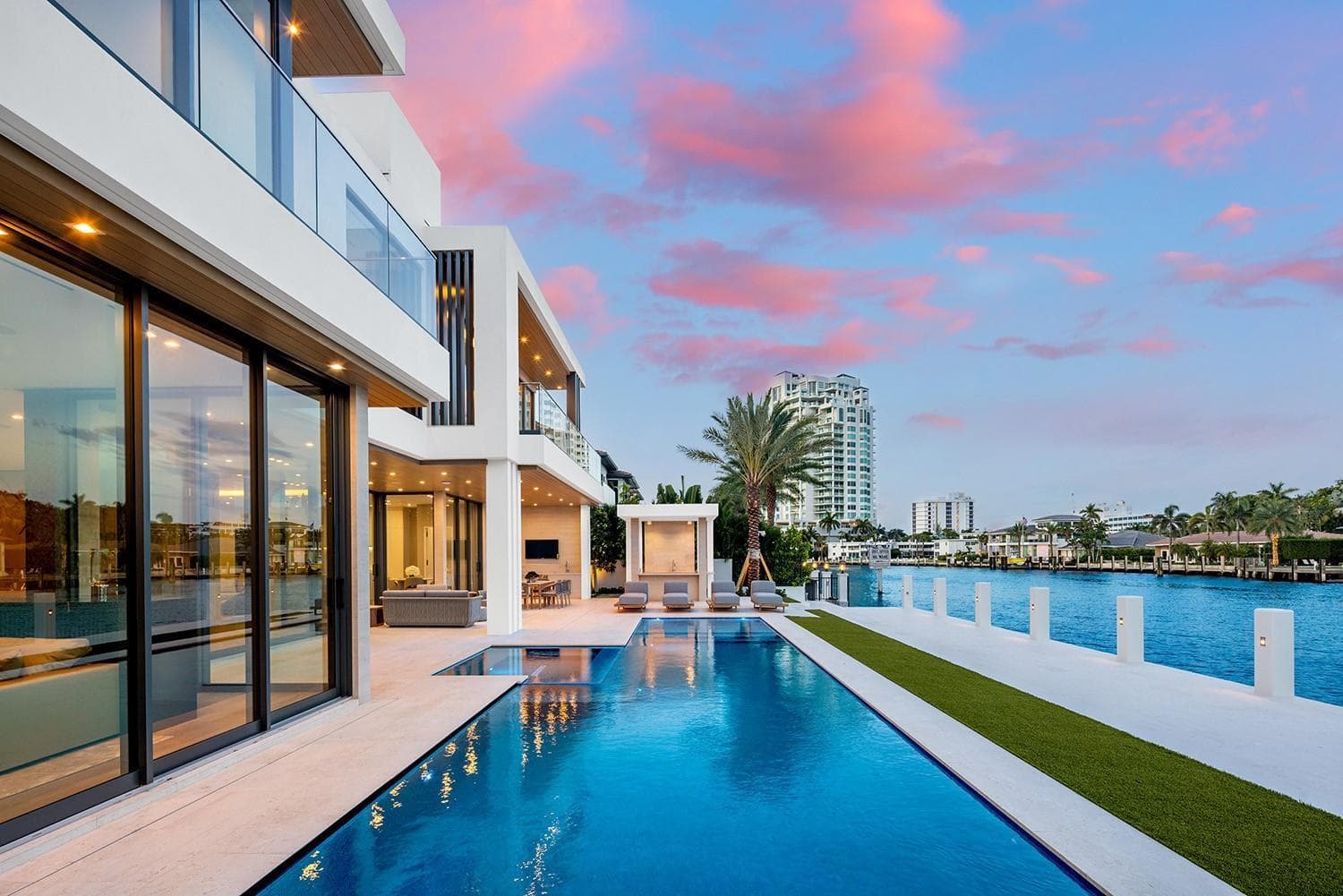 68 Isla Bahia Dr