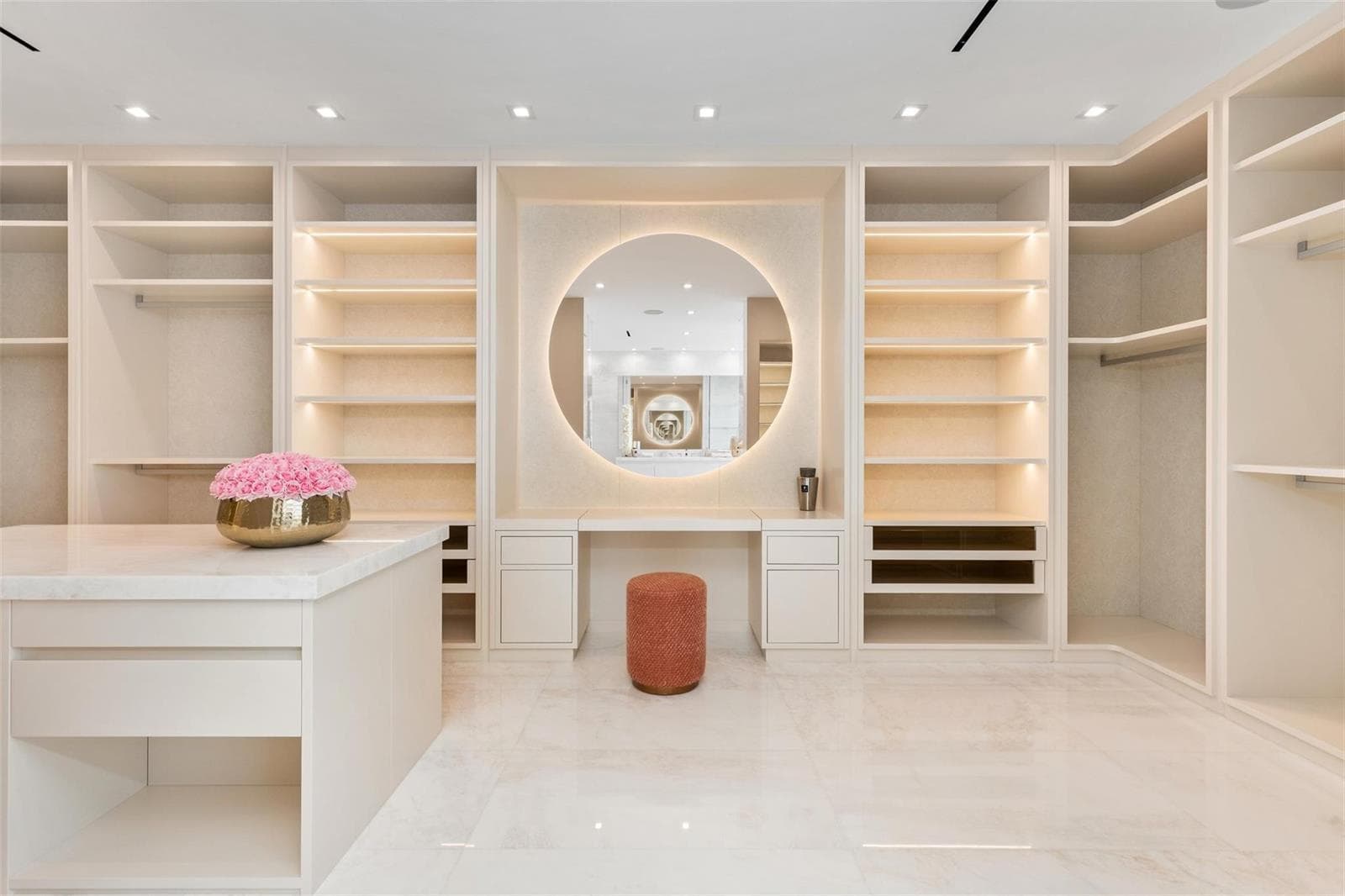 68 Isla Bahia Dr