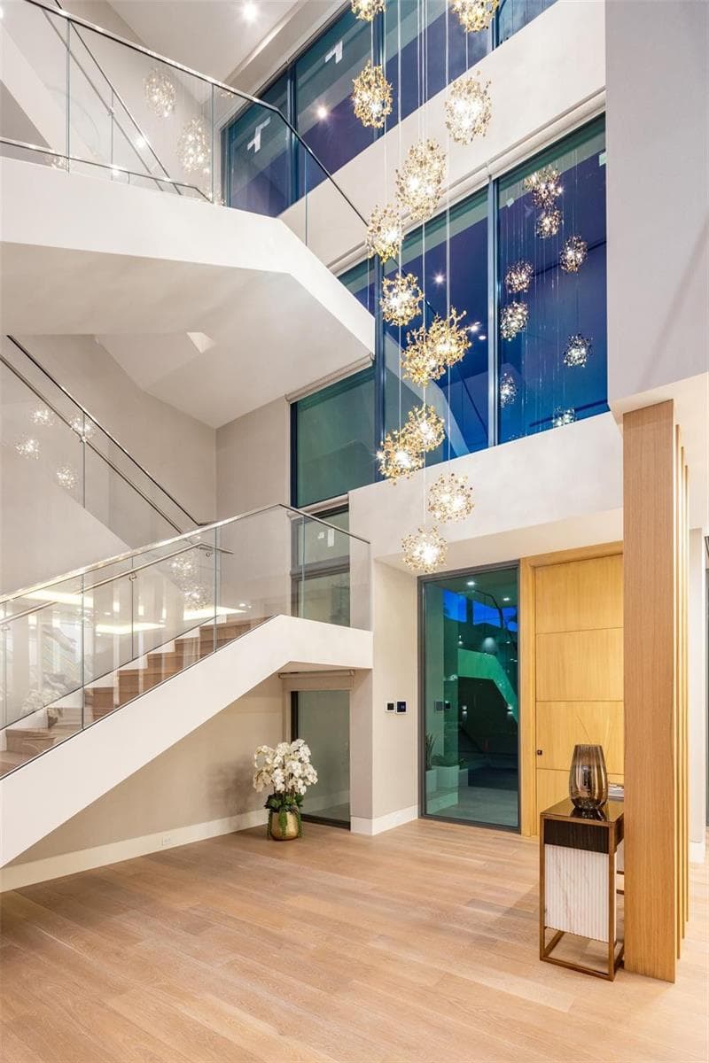 68 Isla Bahia Dr