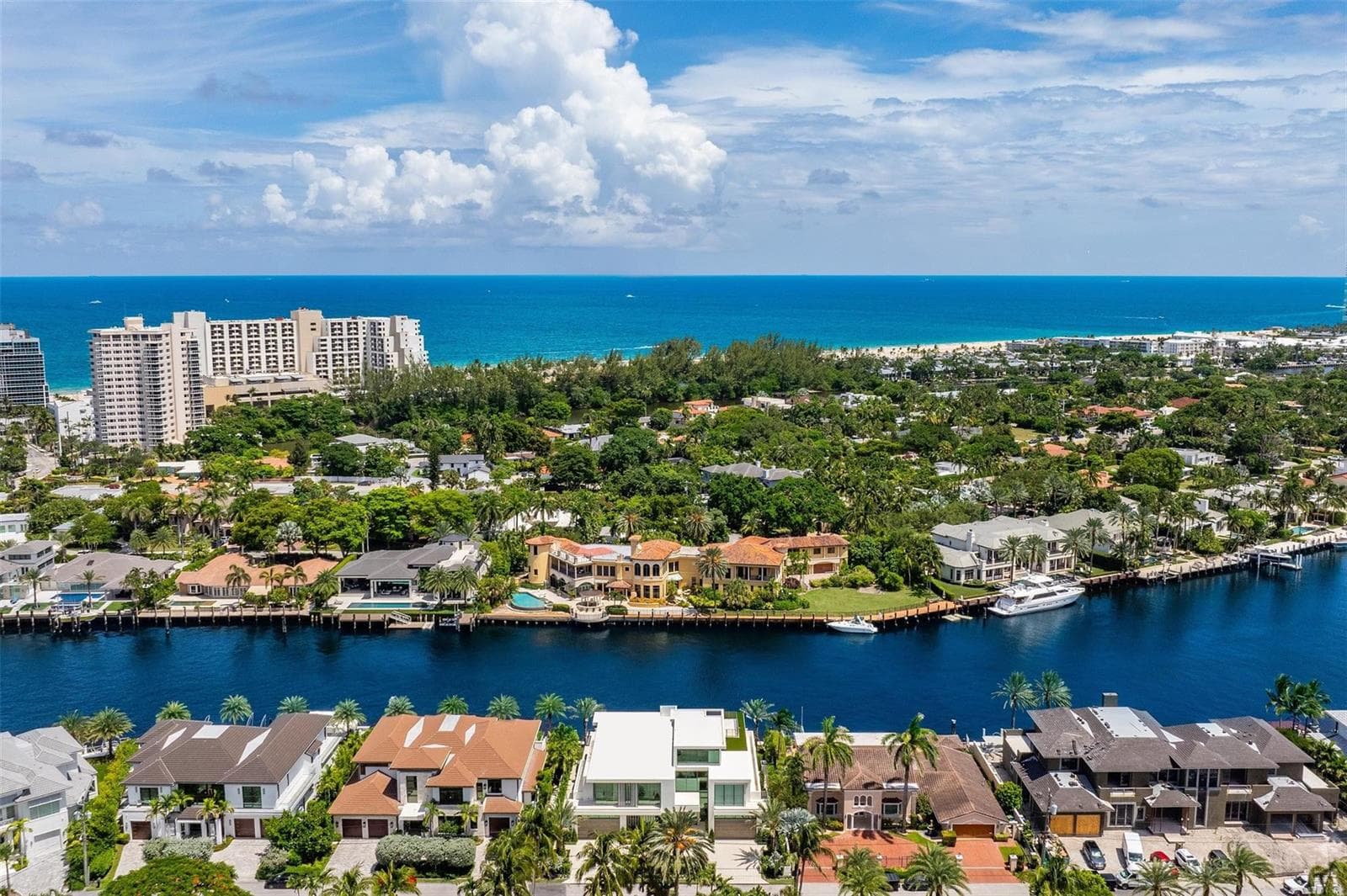 68 Isla Bahia Dr