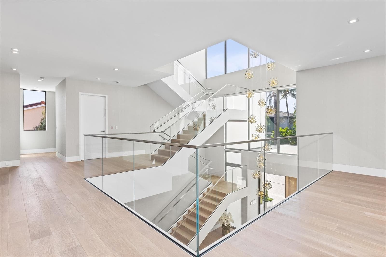 68 Isla Bahia Dr