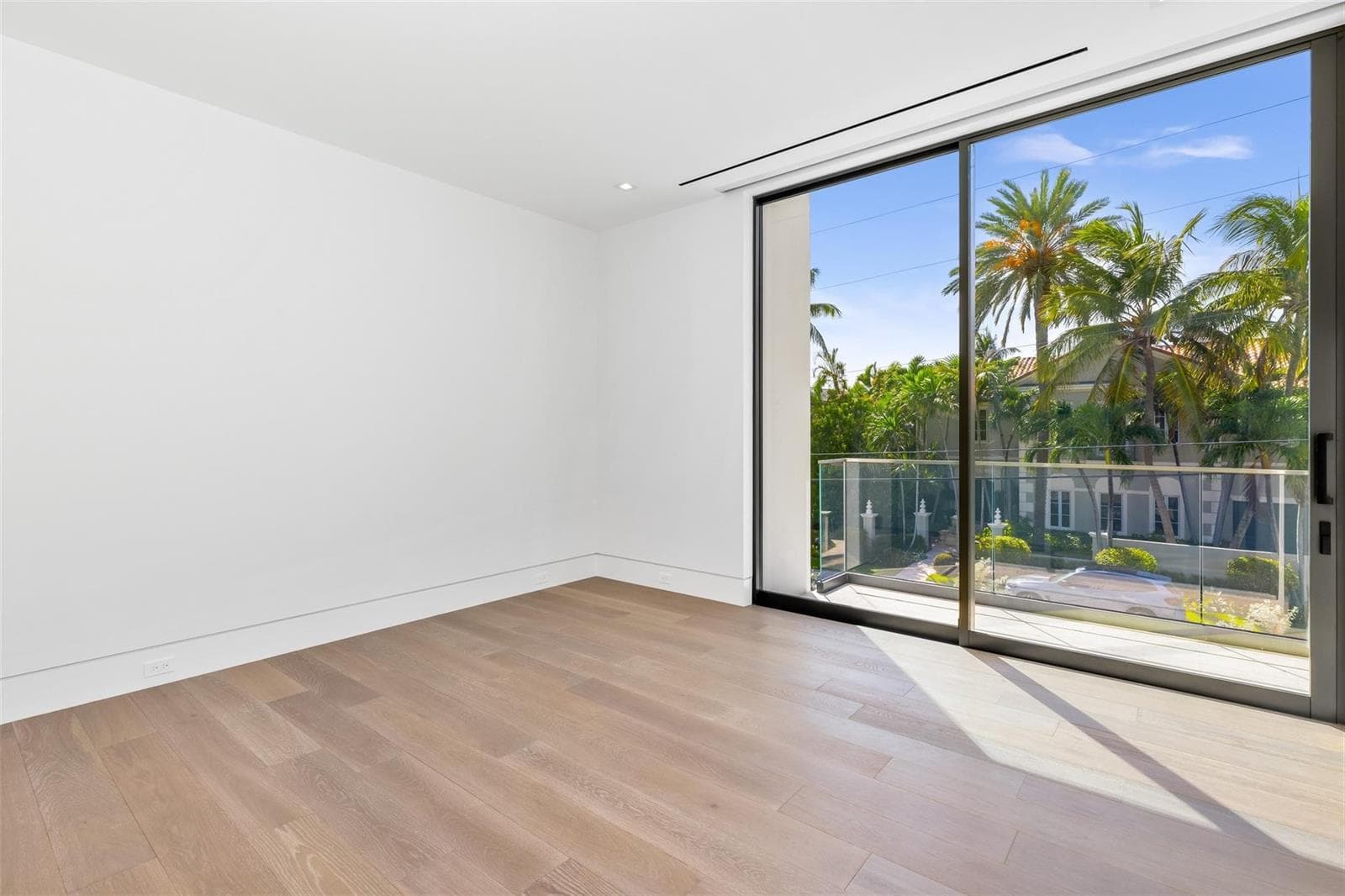 68 Isla Bahia Dr