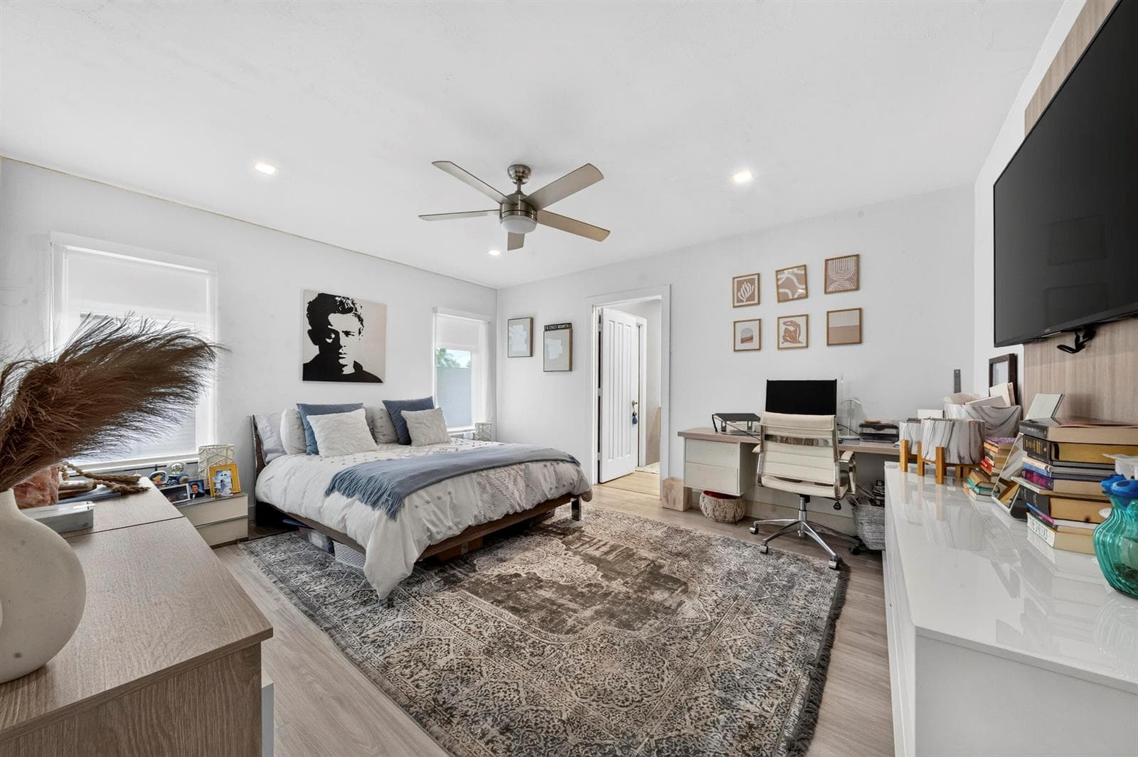 11 Castle Harbor Is